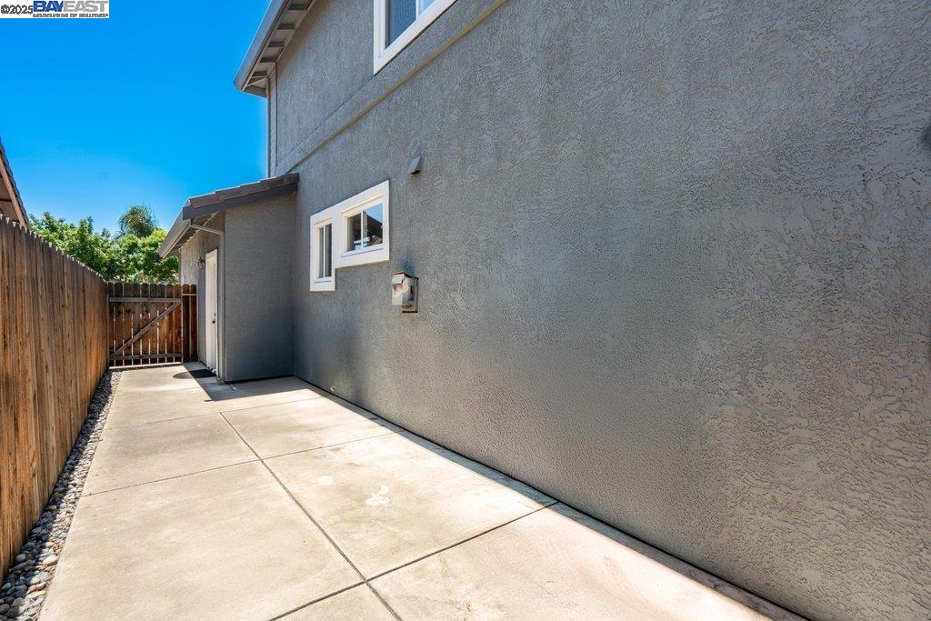 2315 Sabrina Way