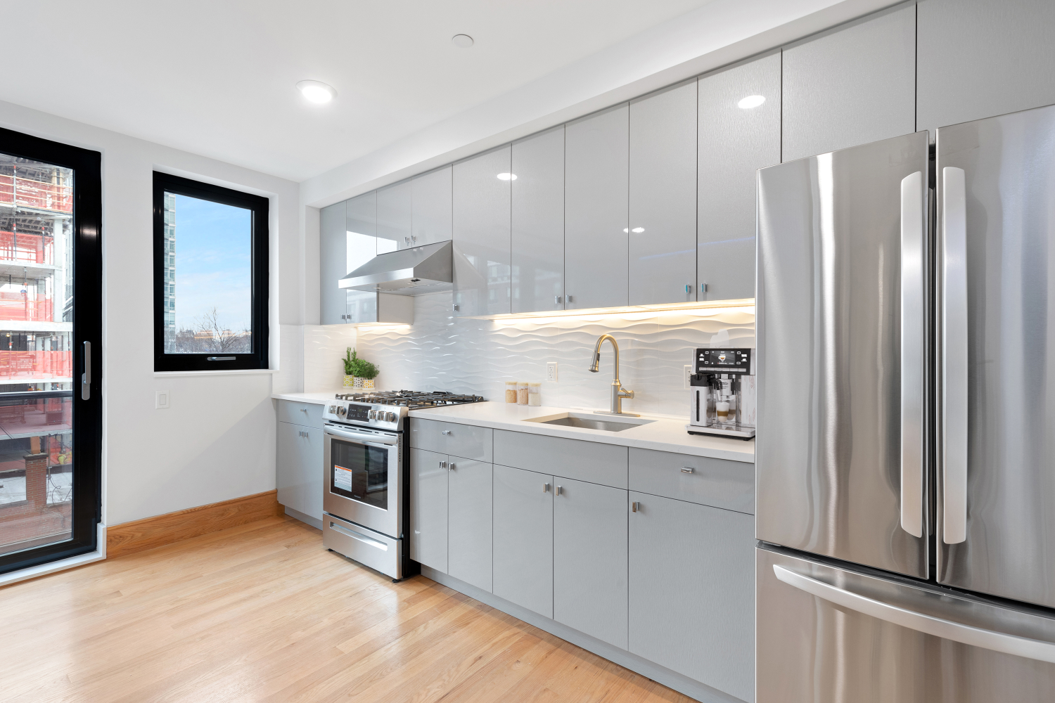 501 MYRTLE Avenue 4A