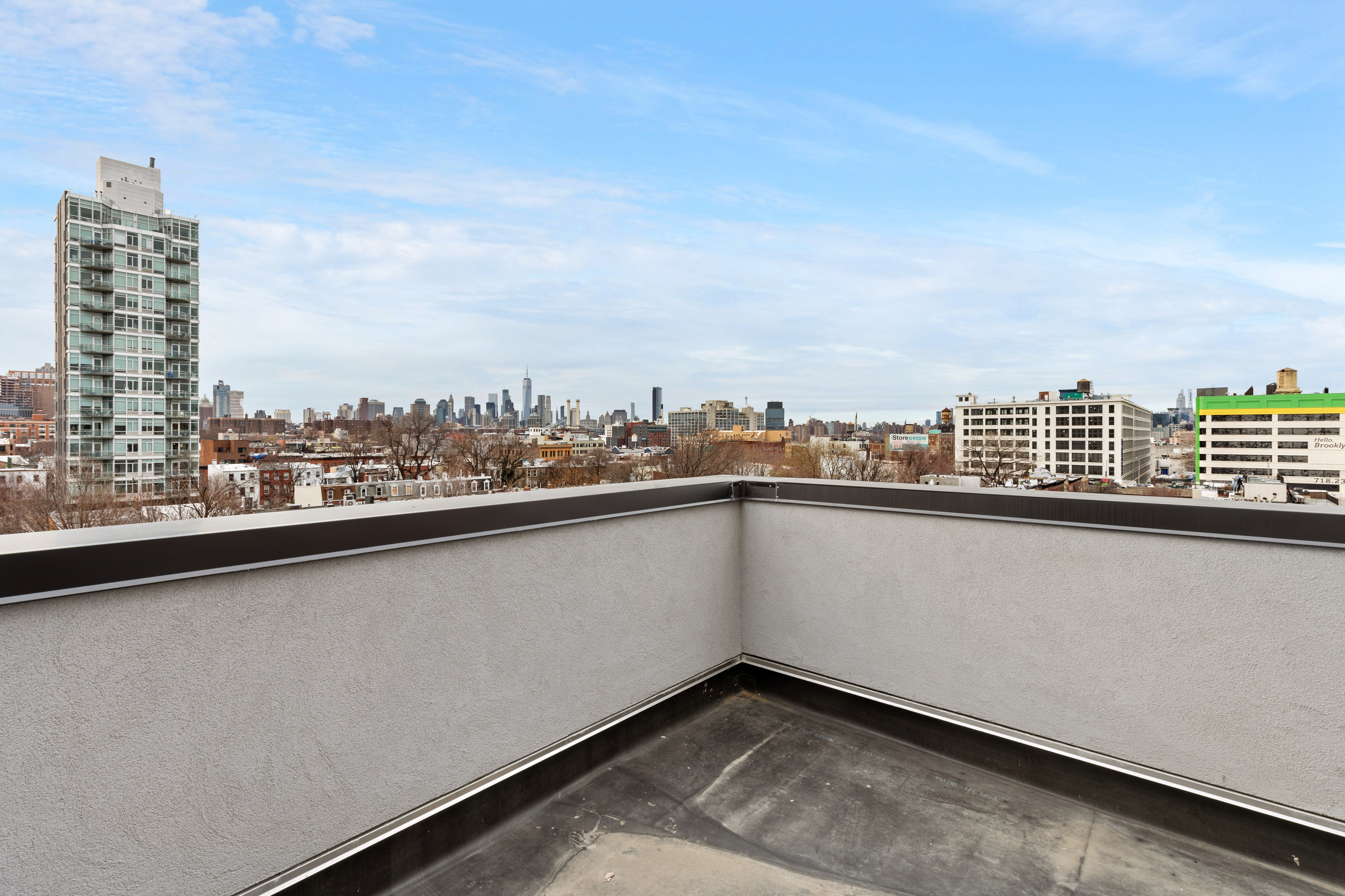 501 MYRTLE Avenue 2A
