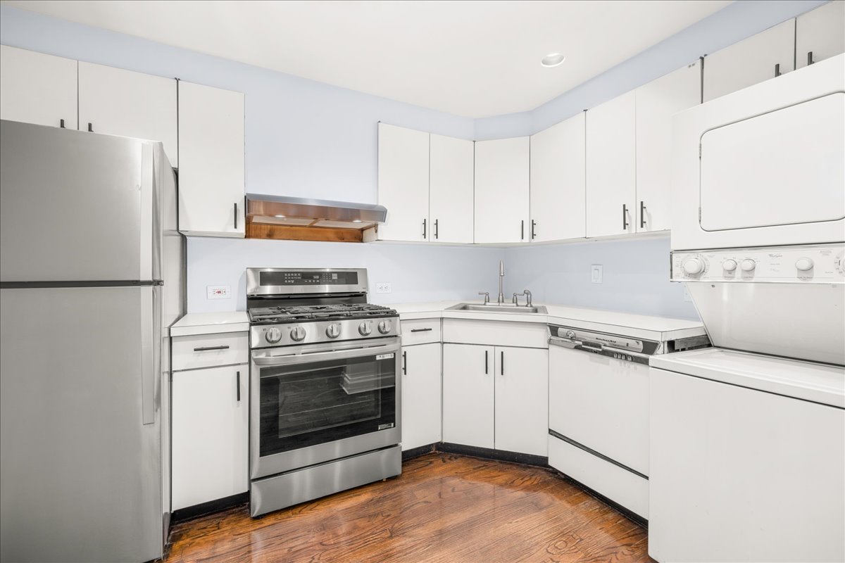 1 W 67TH Street 2E
