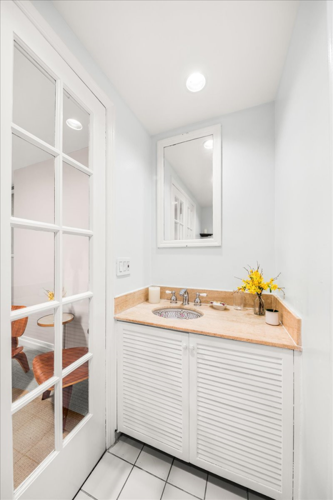 1 W 67TH Street 2E
