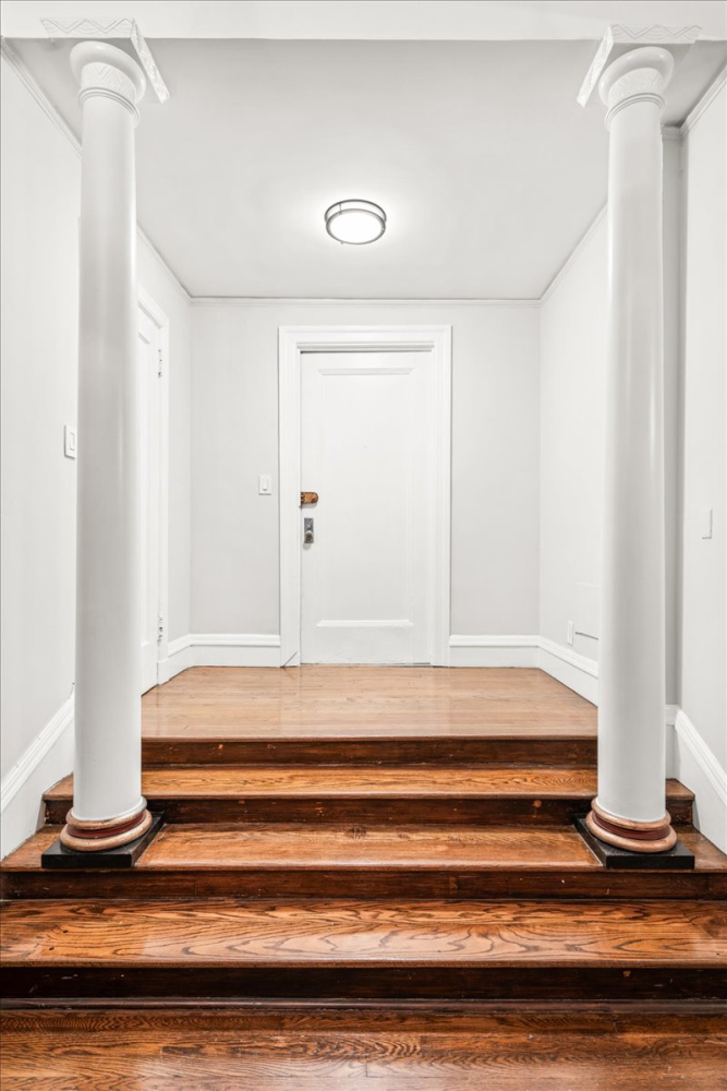 1 W 67TH Street 2E