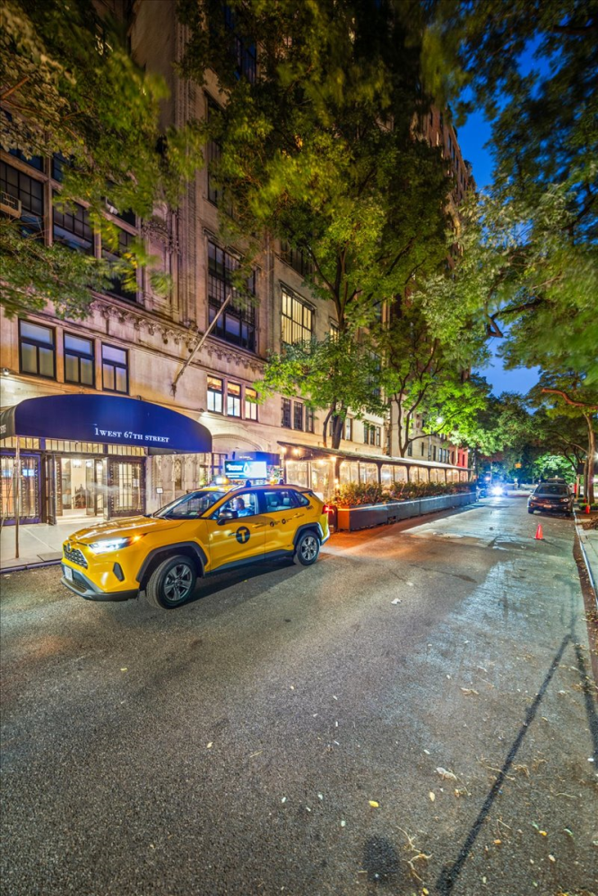 1 W 67TH Street 2E