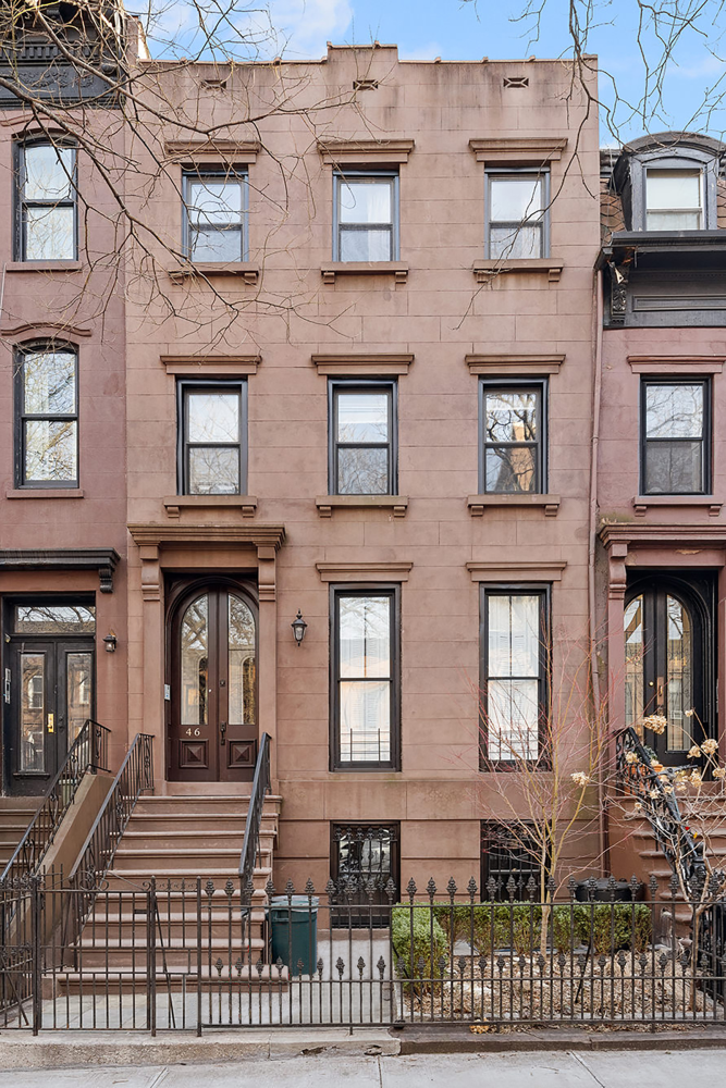 46 CLIFTON Place