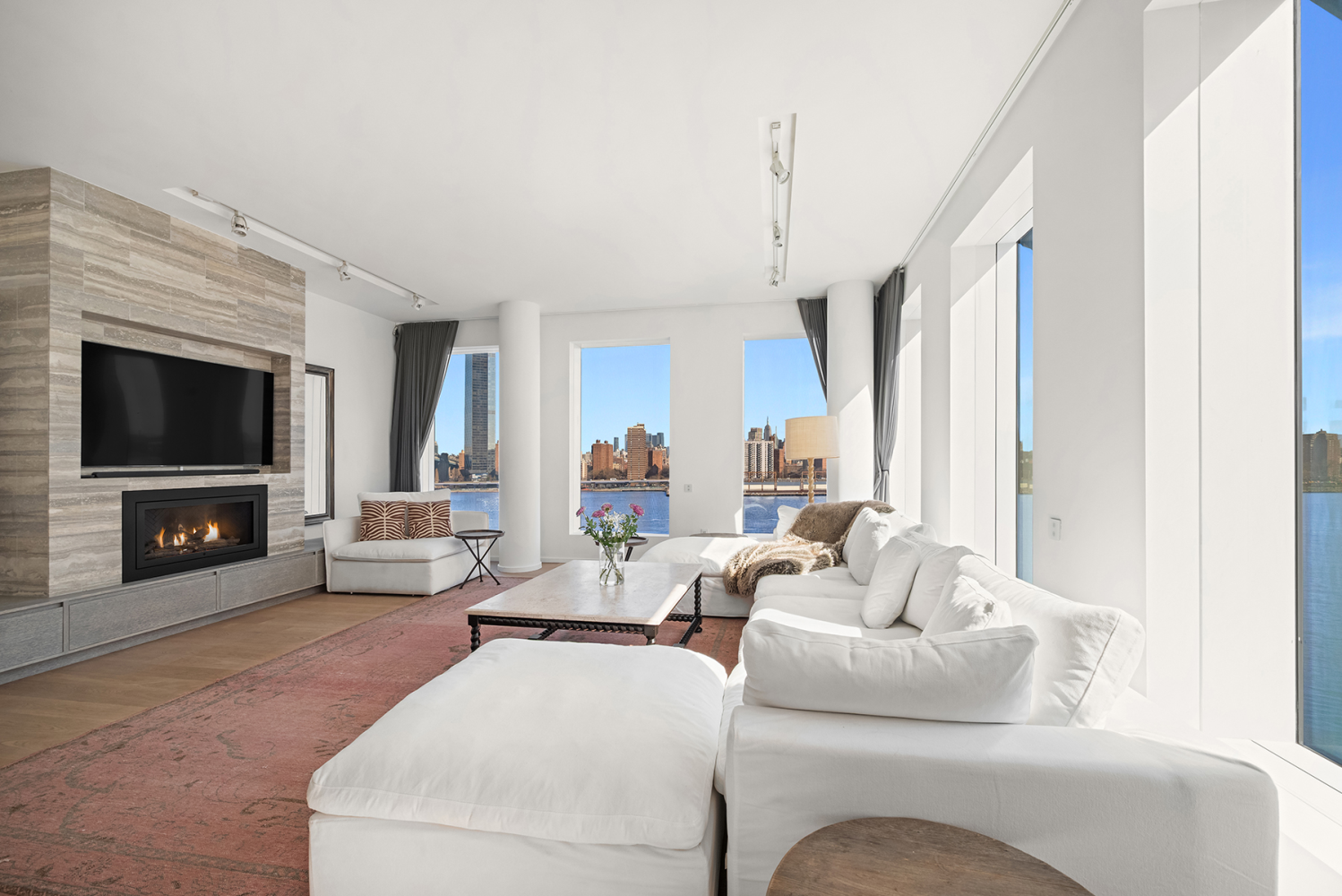 1 JOHN Street 9D