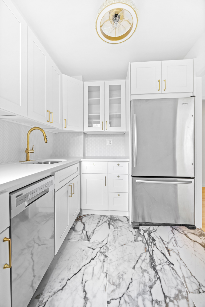 365 CLINTON Avenue 6F