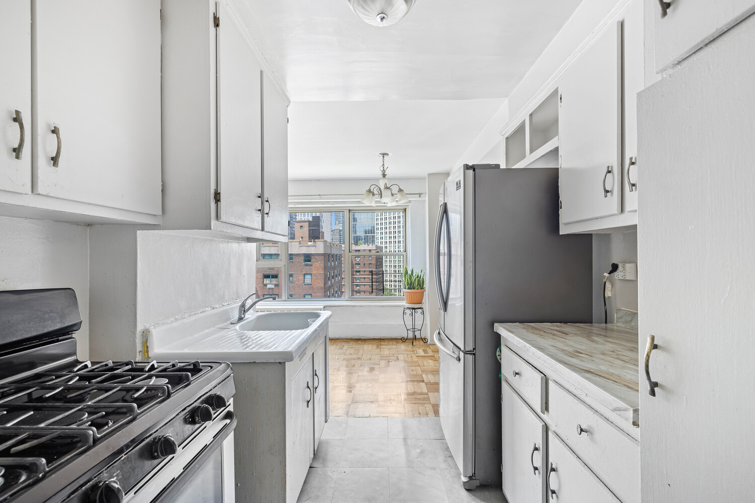 115 ASHLAND Place 16A