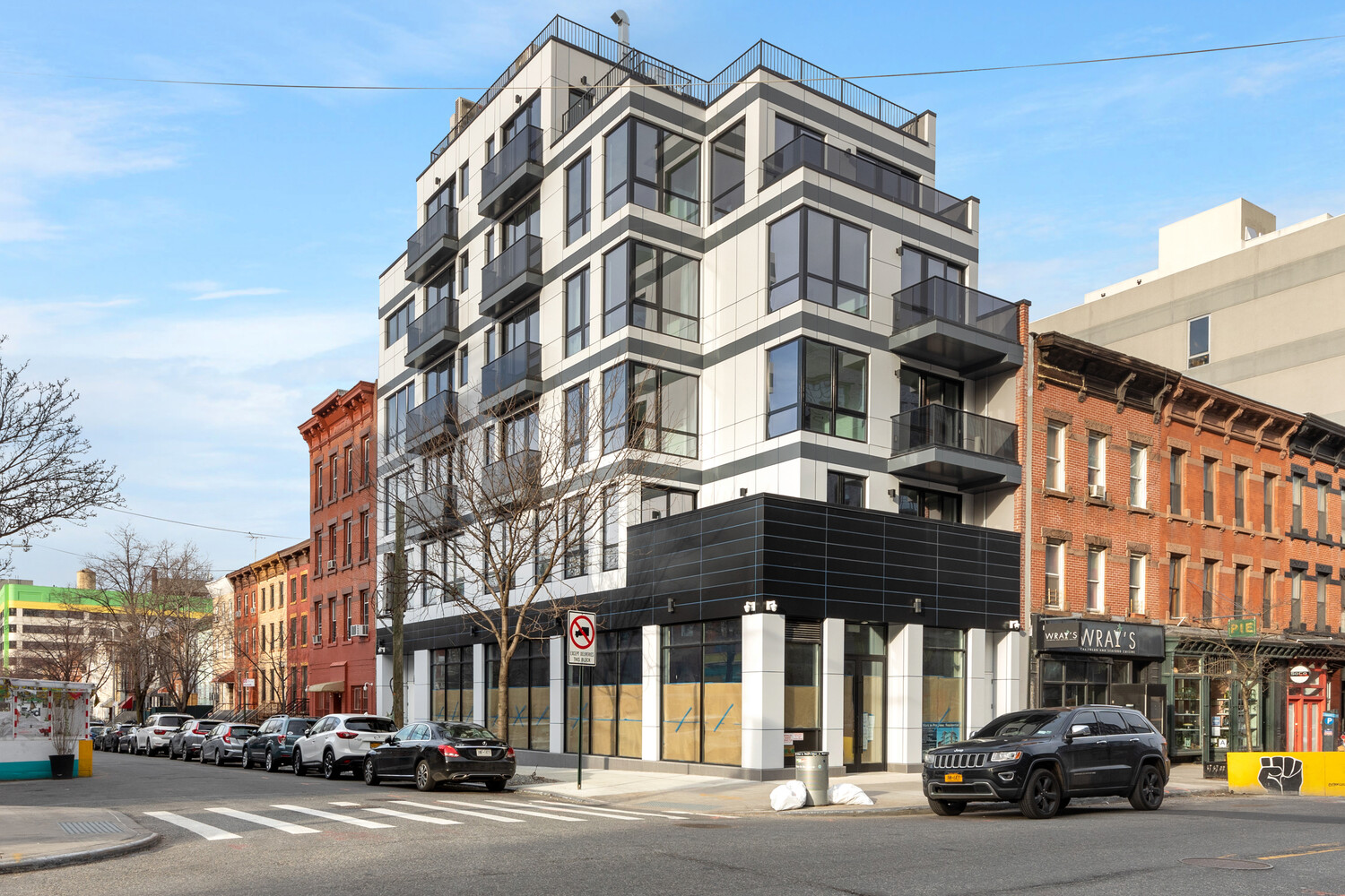 501 MYRTLE Avenue 4B