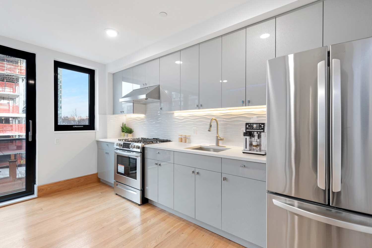 501 MYRTLE Avenue 4B