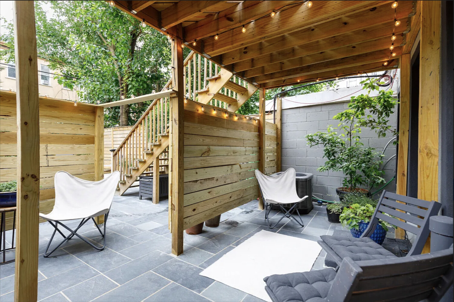 1324 JEFFERSON Avenue