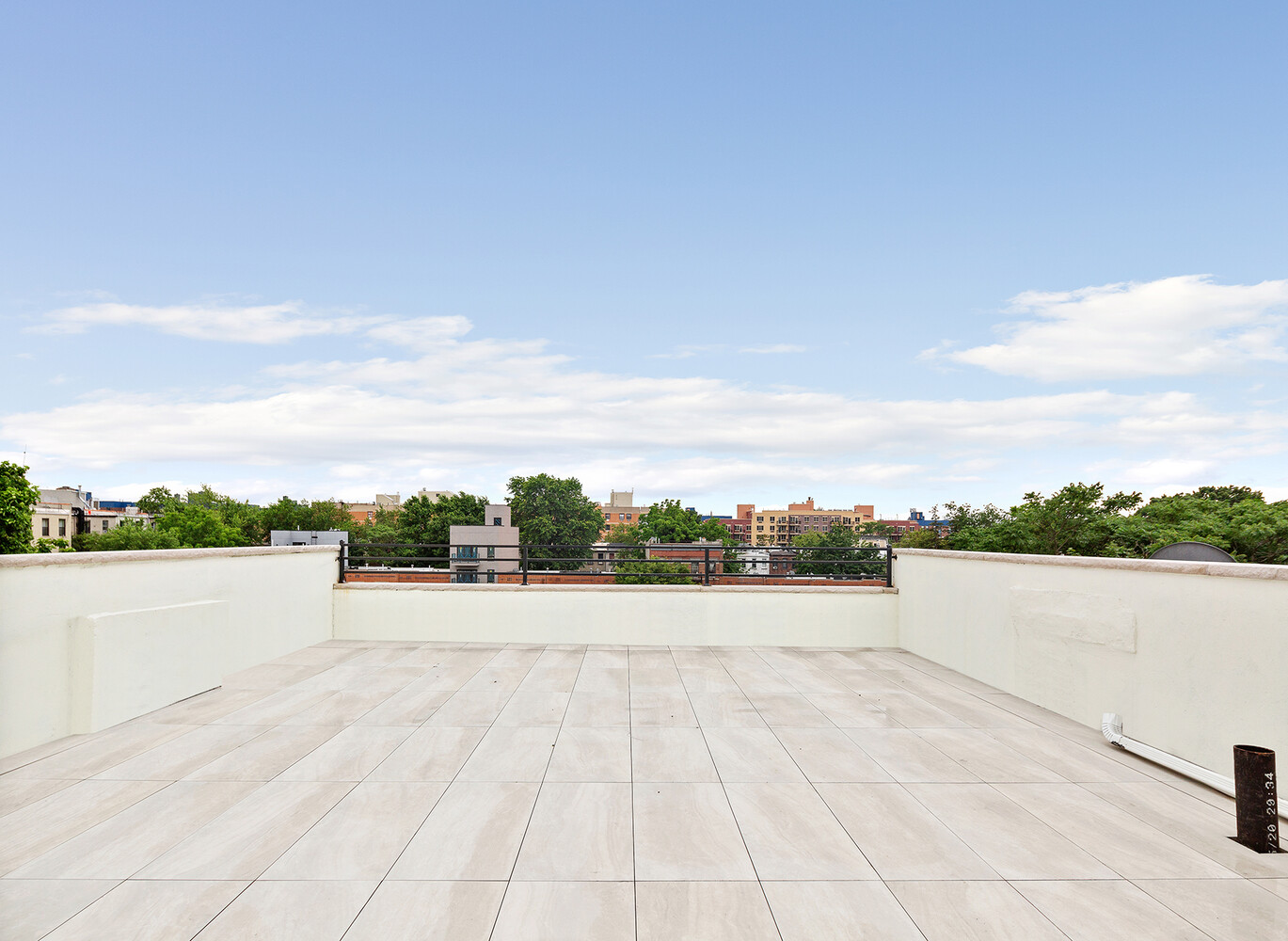 702 GREENE Avenue 4