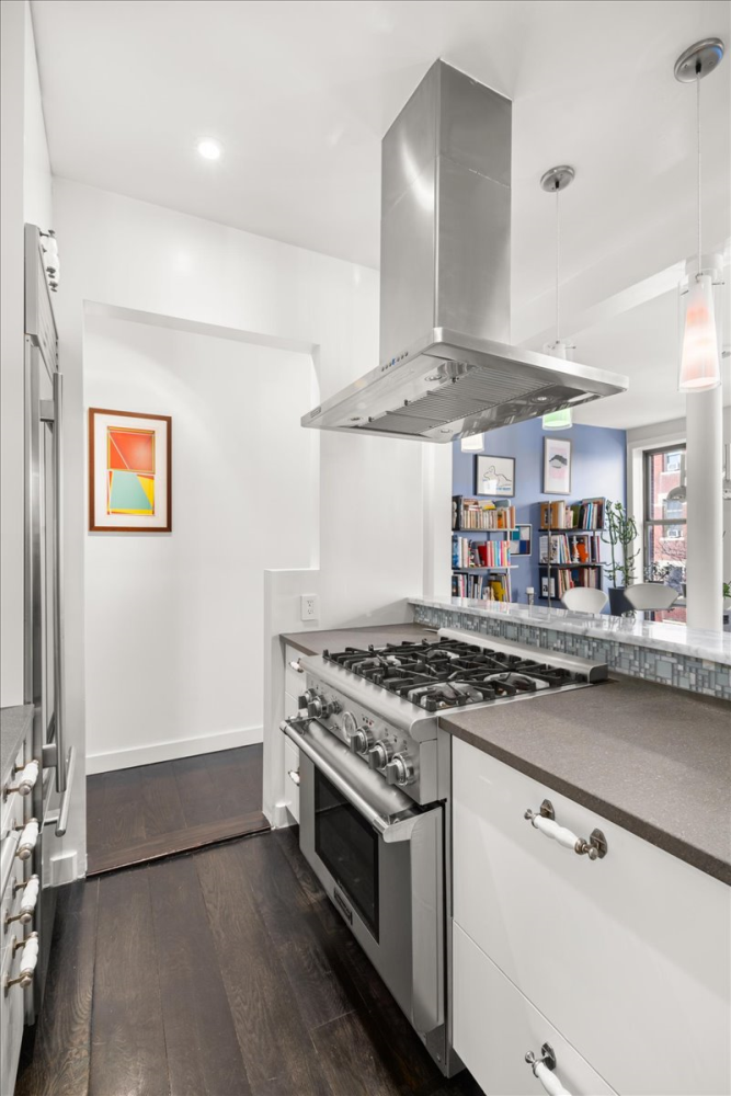 234 W 21ST Street 43