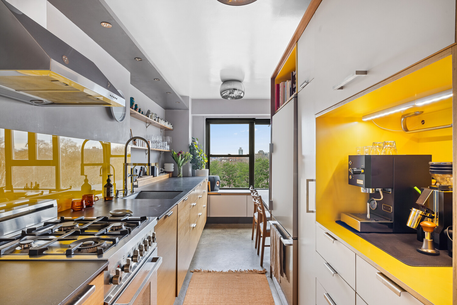 130 SAINT EDWARDS Street 10D