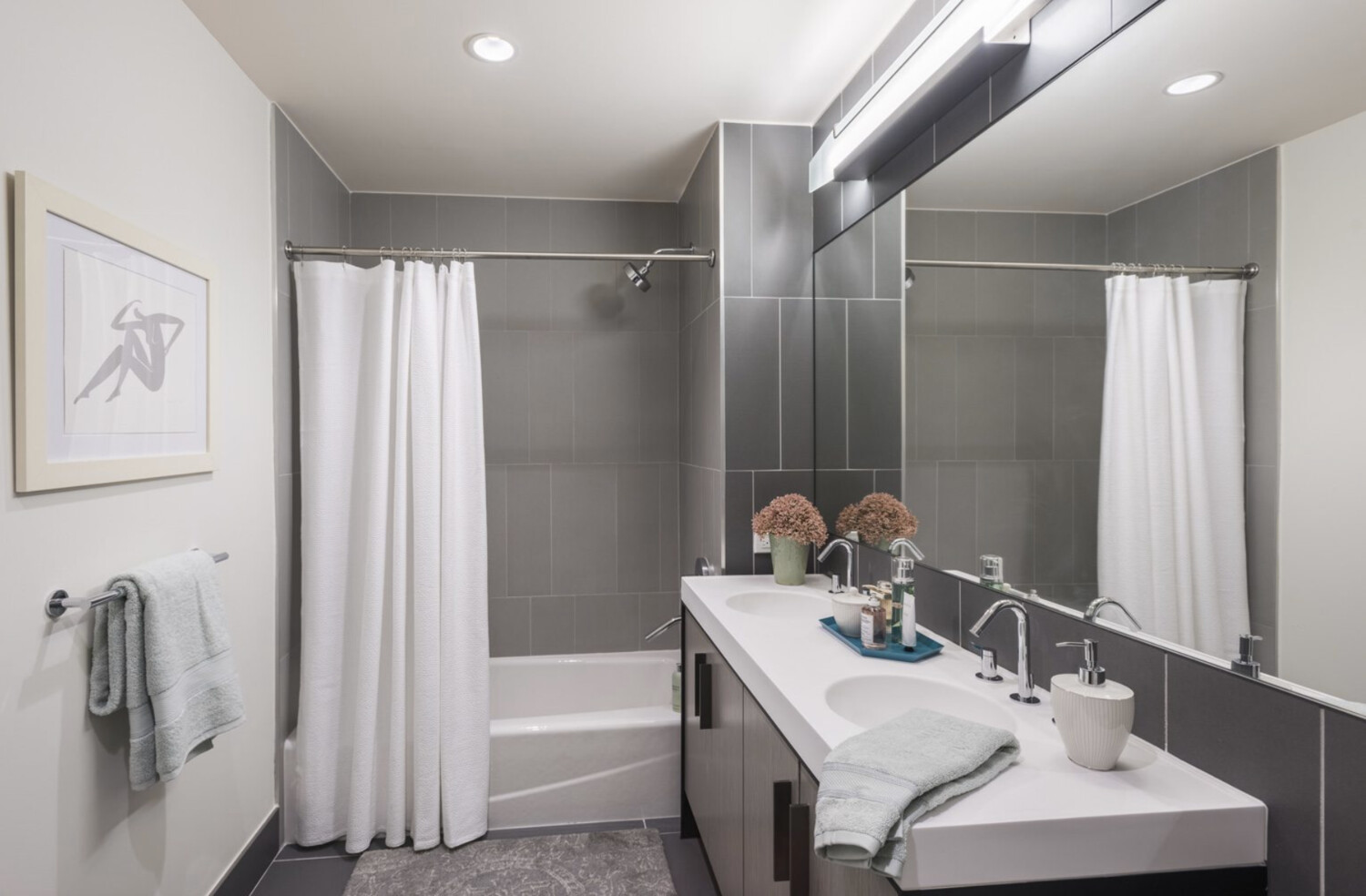 250 ASHLAND Place 45C