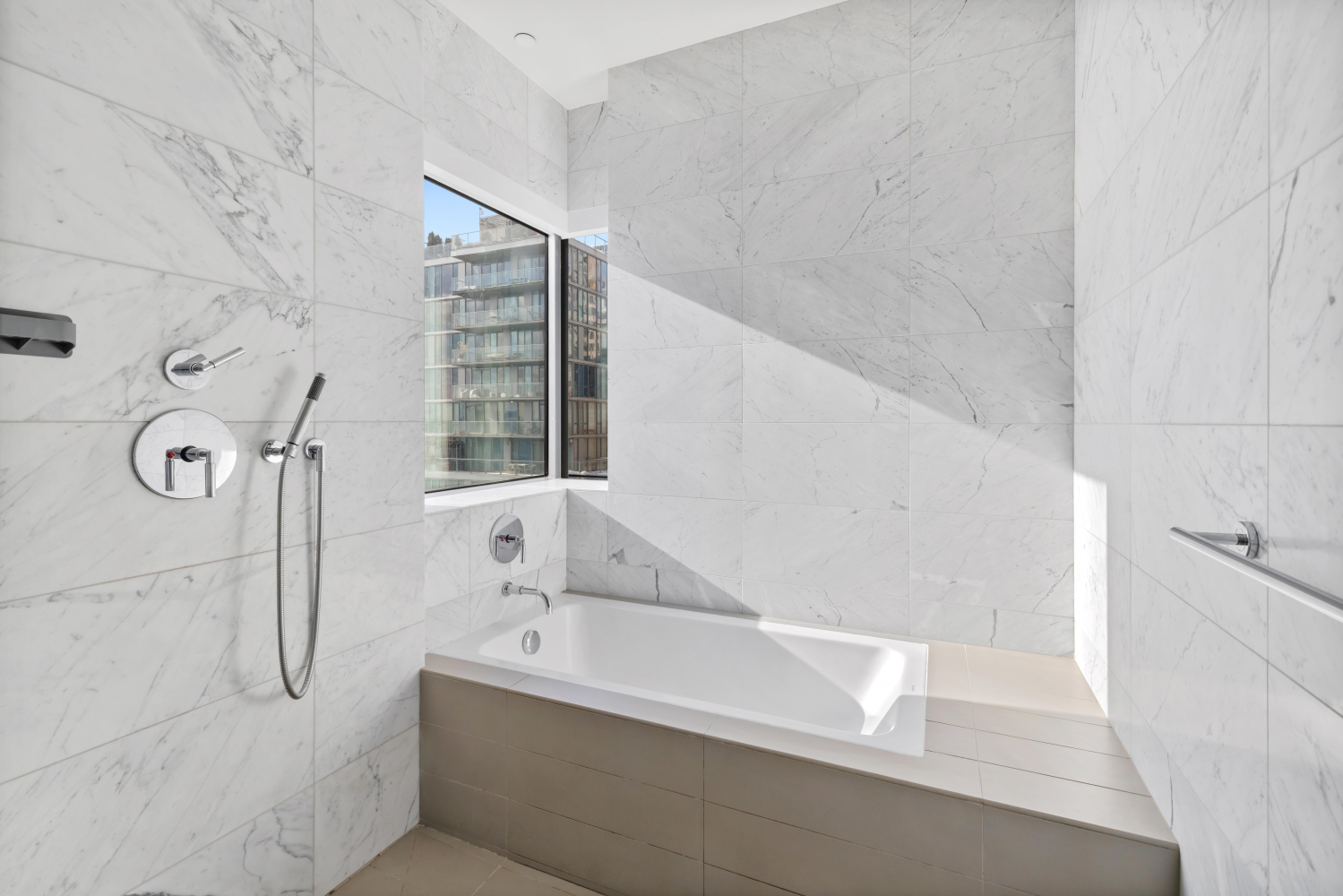 123 3RD Avenue 15A