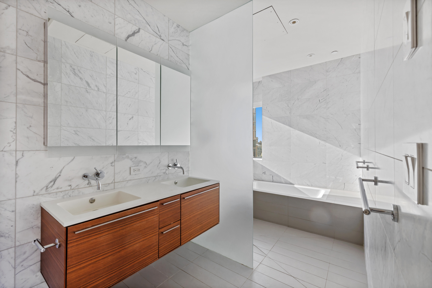 123 3RD Avenue 15A