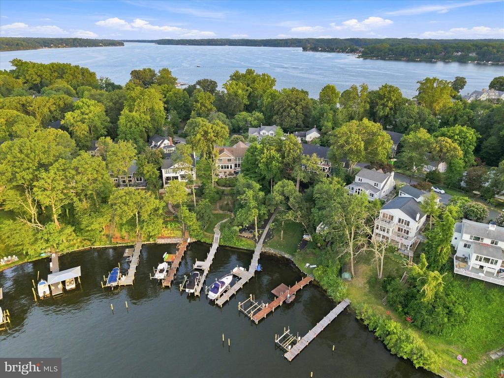 141 BOONE TRAIL