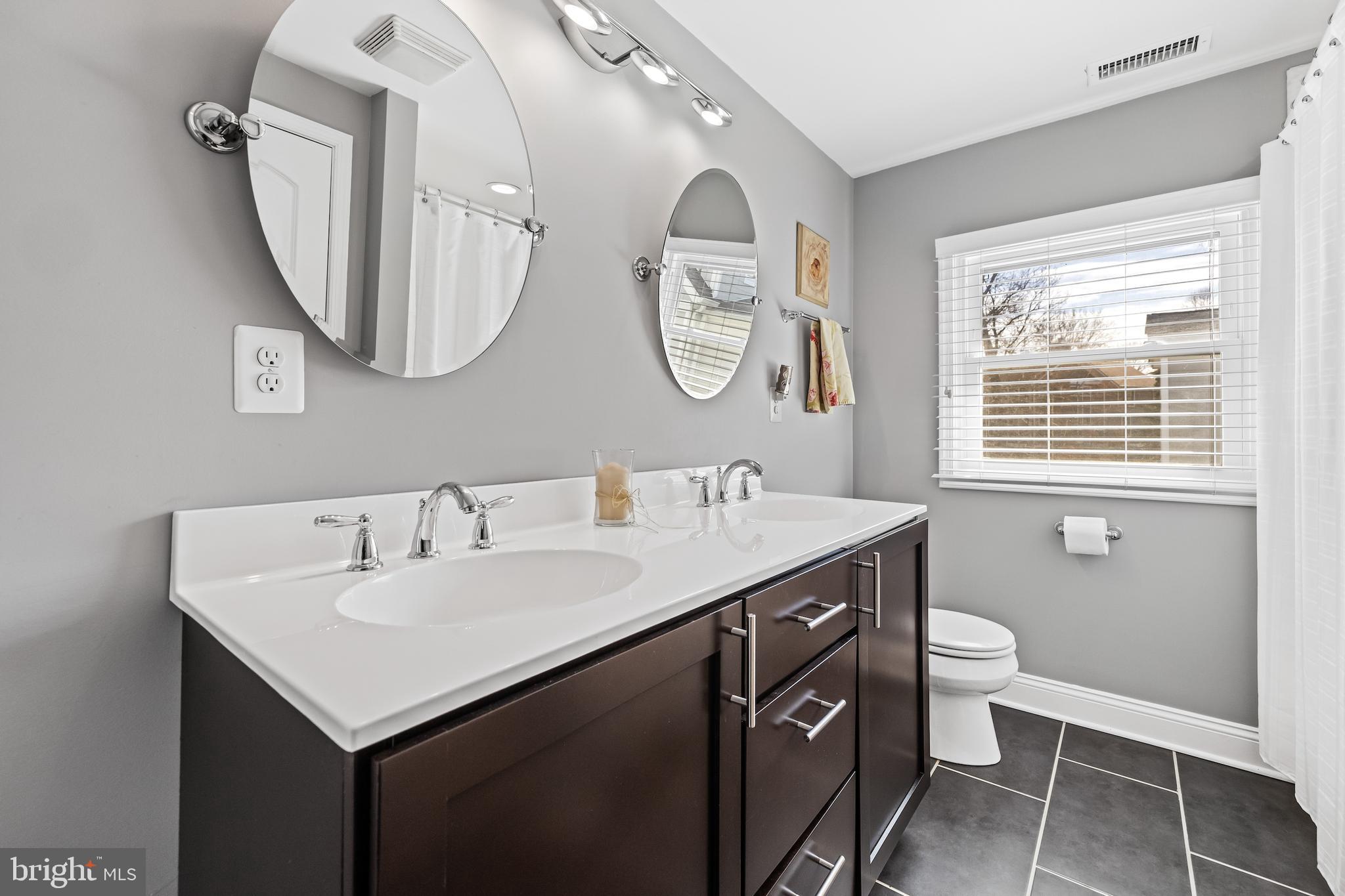141 BOONE TRAIL