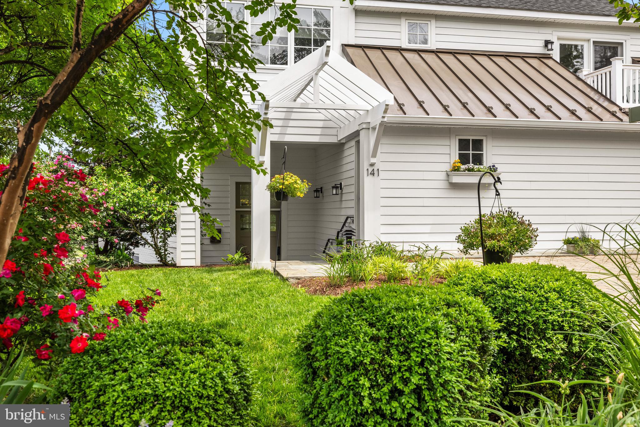 141 BOONE TRAIL