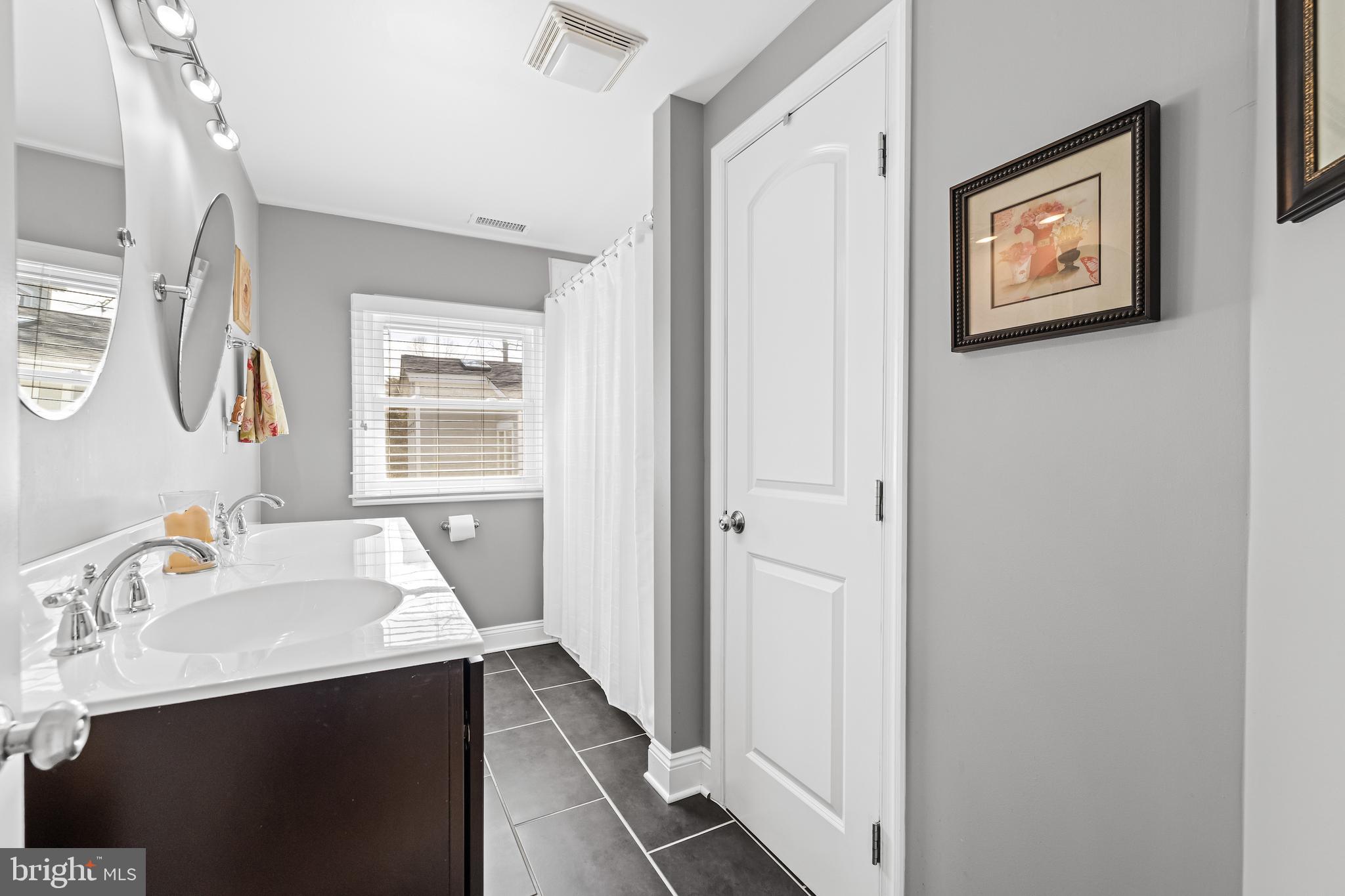 141 BOONE TRAIL
