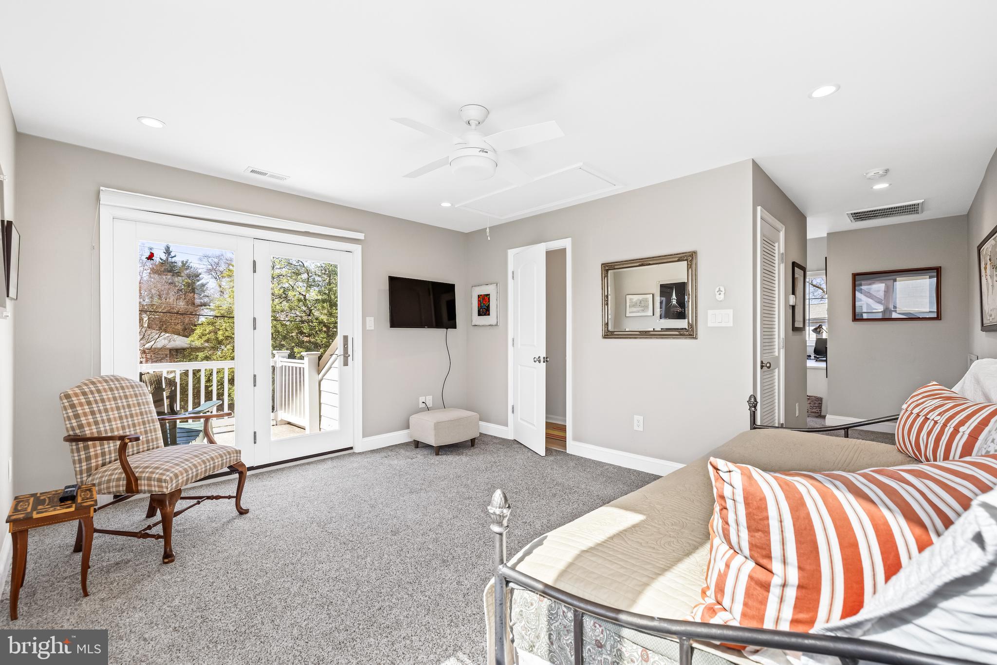 141 BOONE TRAIL