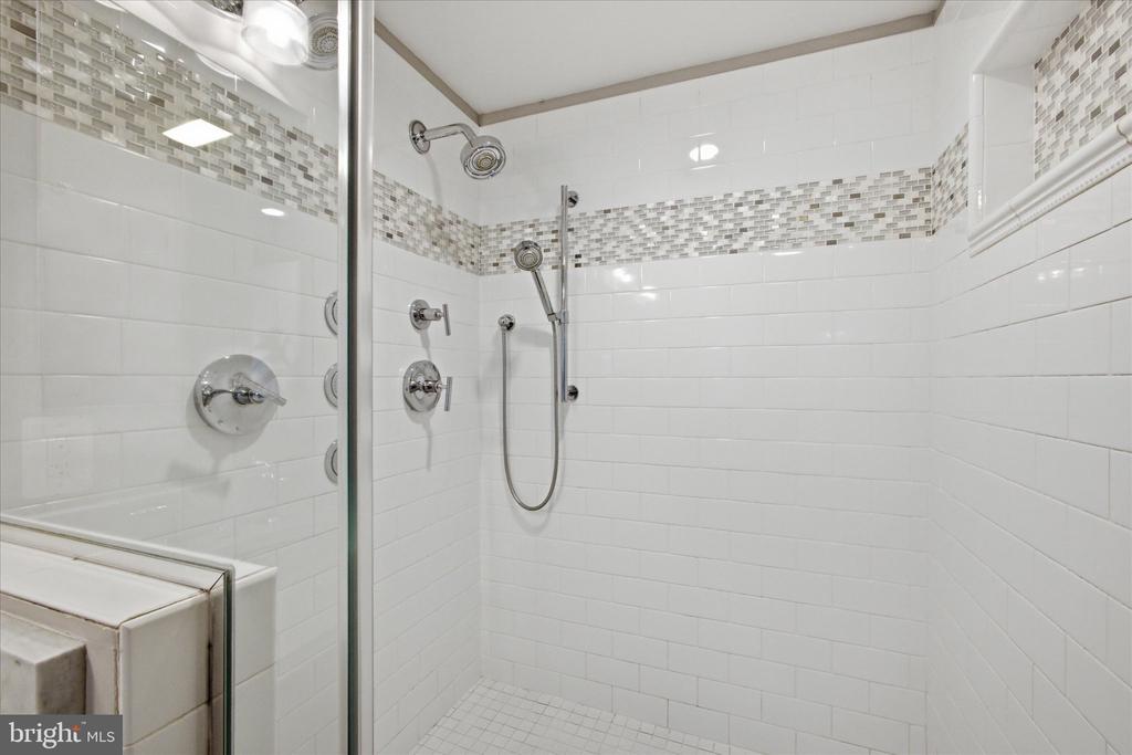 141 BOONE TRAIL