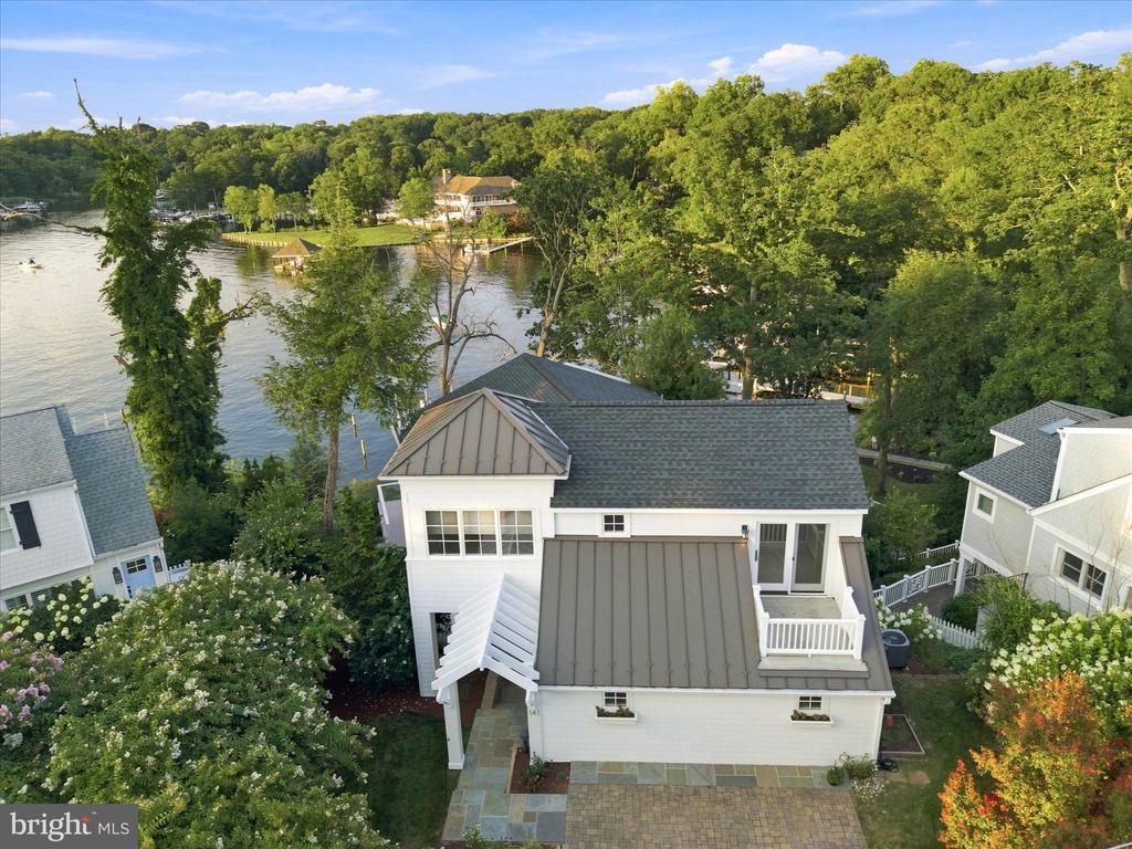 141 BOONE TRAIL