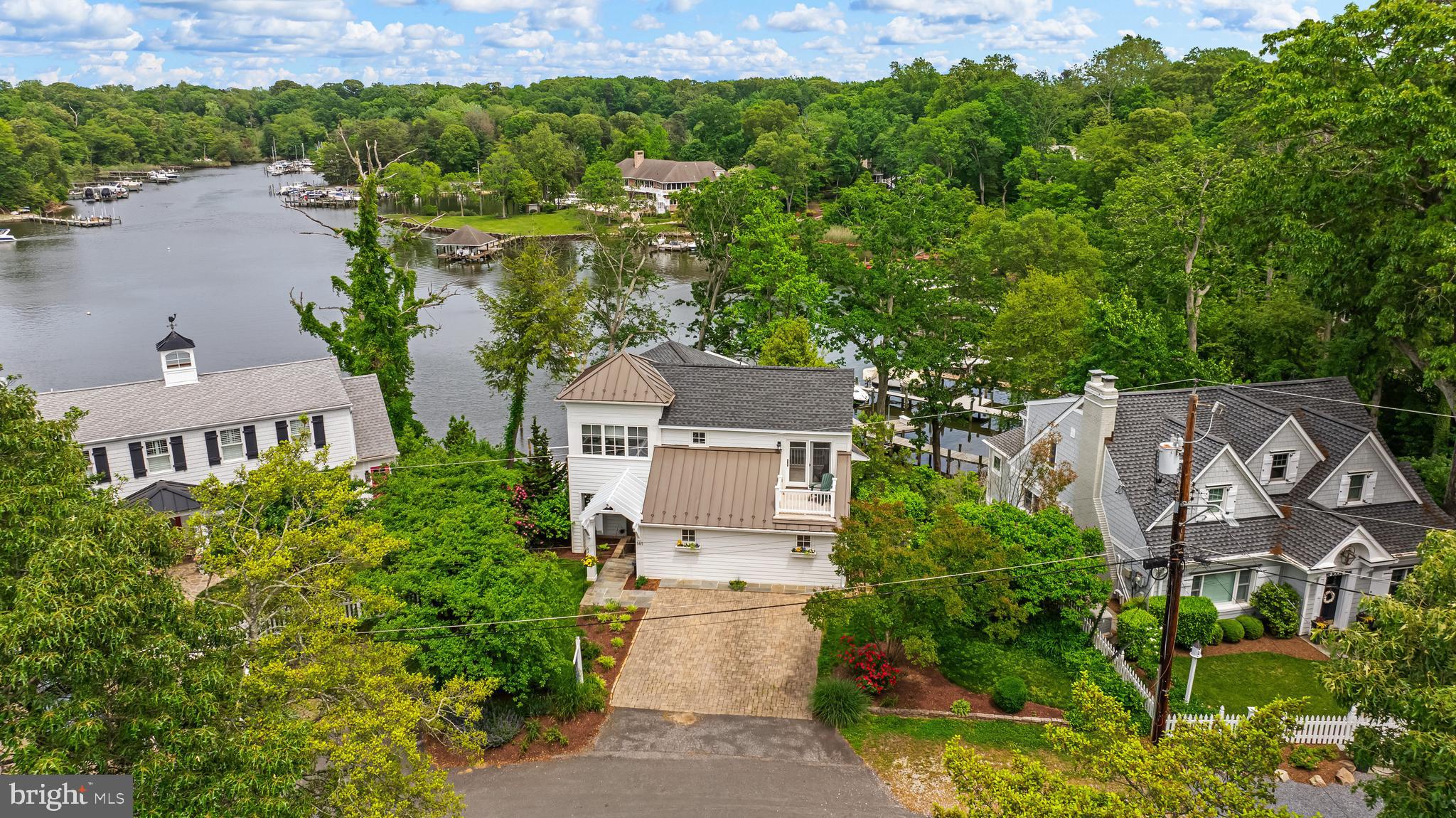 141 BOONE TRAIL