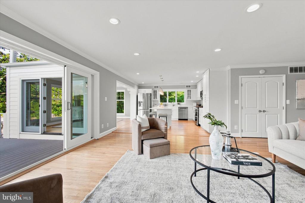 141 BOONE TRAIL