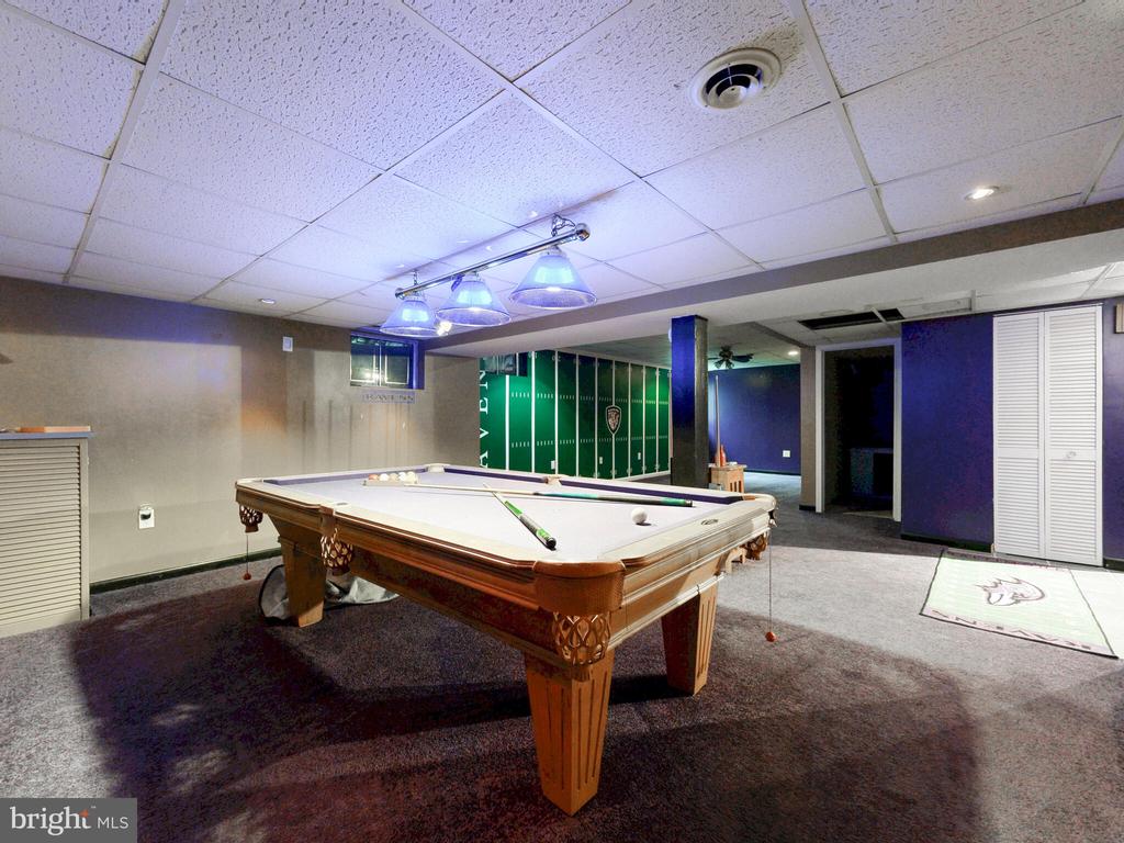 1301 WATER OAK DRIVE