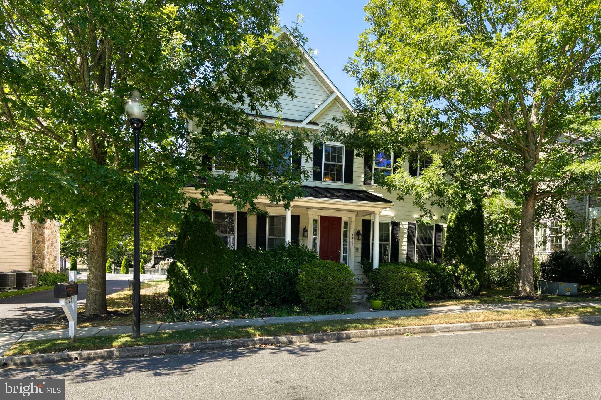1120 WASHINGTONVILLE DRIVE