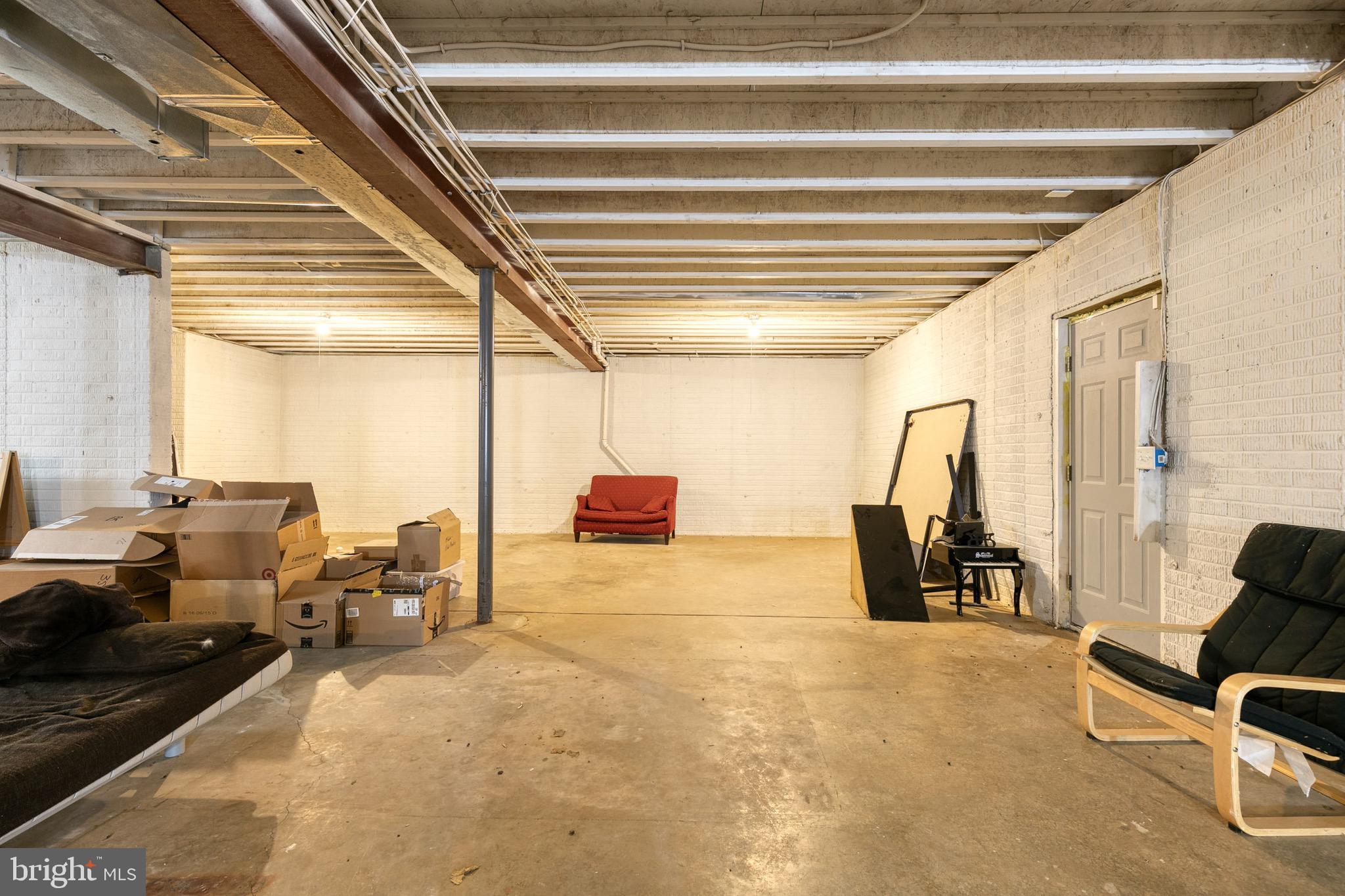 1120 WASHINGTONVILLE DRIVE