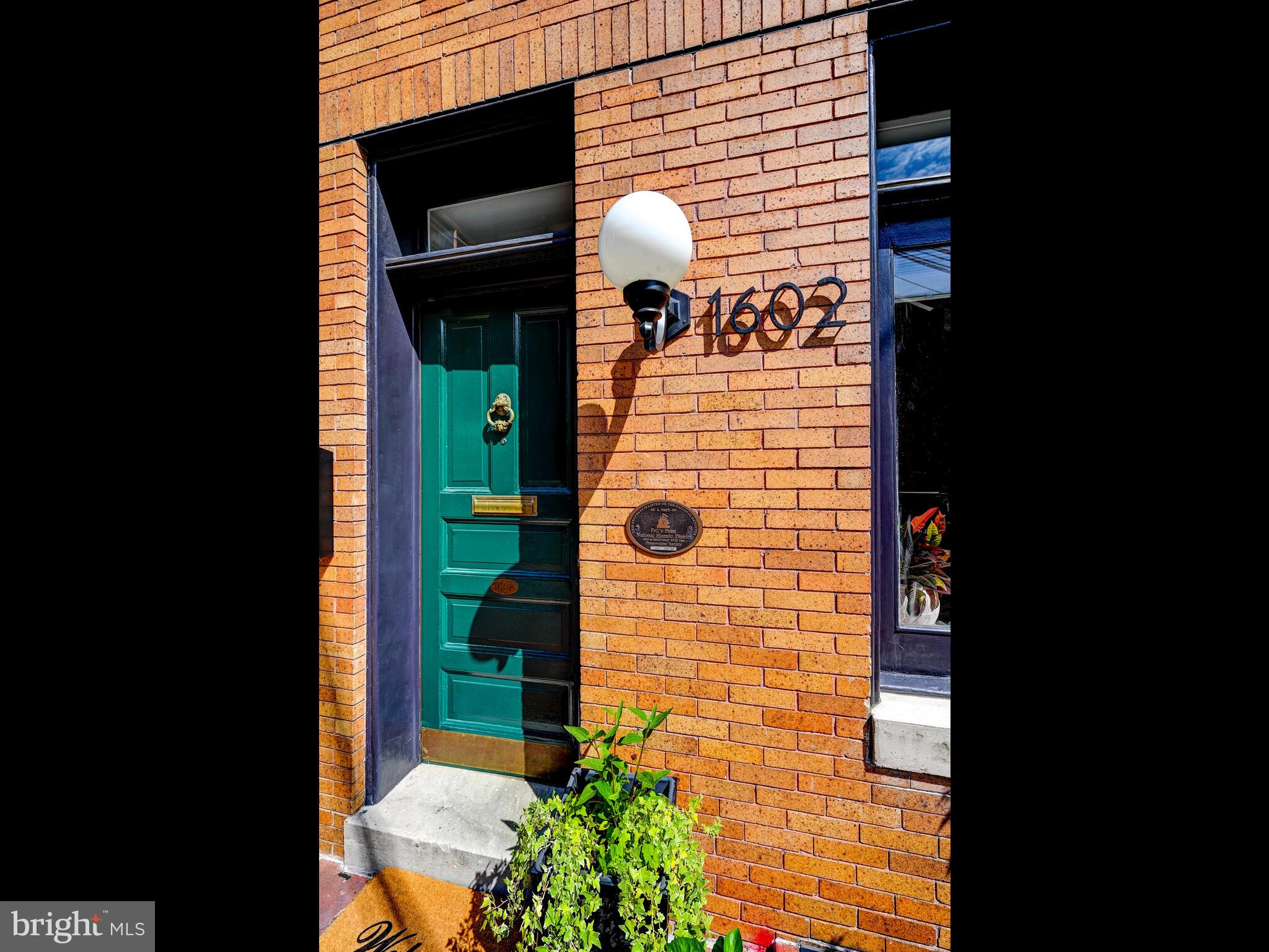 1602 SHAKESPEARE STREET