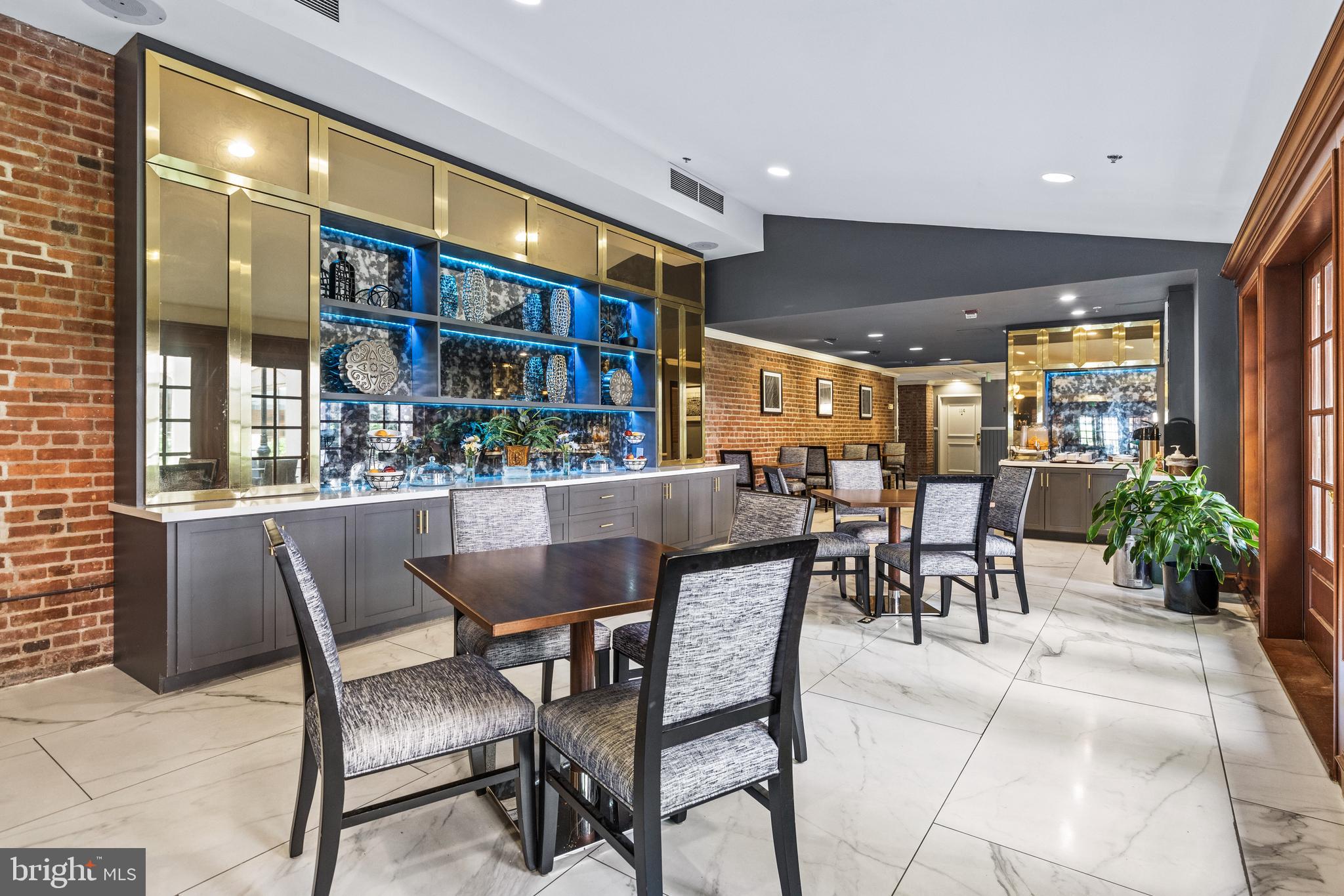 1000 FELL STREET Unit: 206