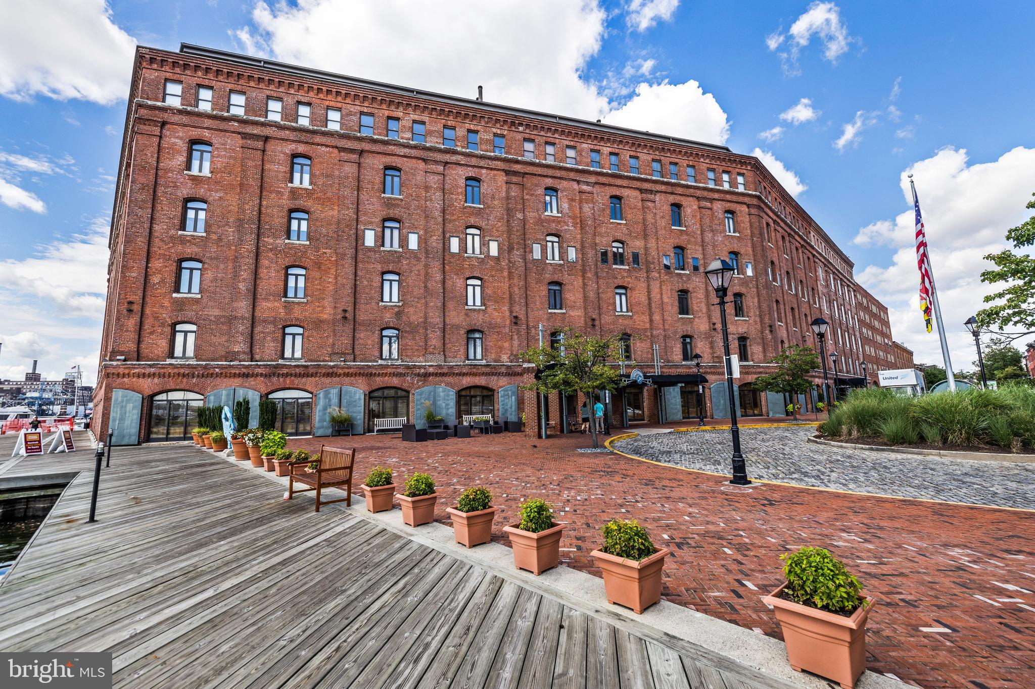 1000 FELL STREET Unit: 206