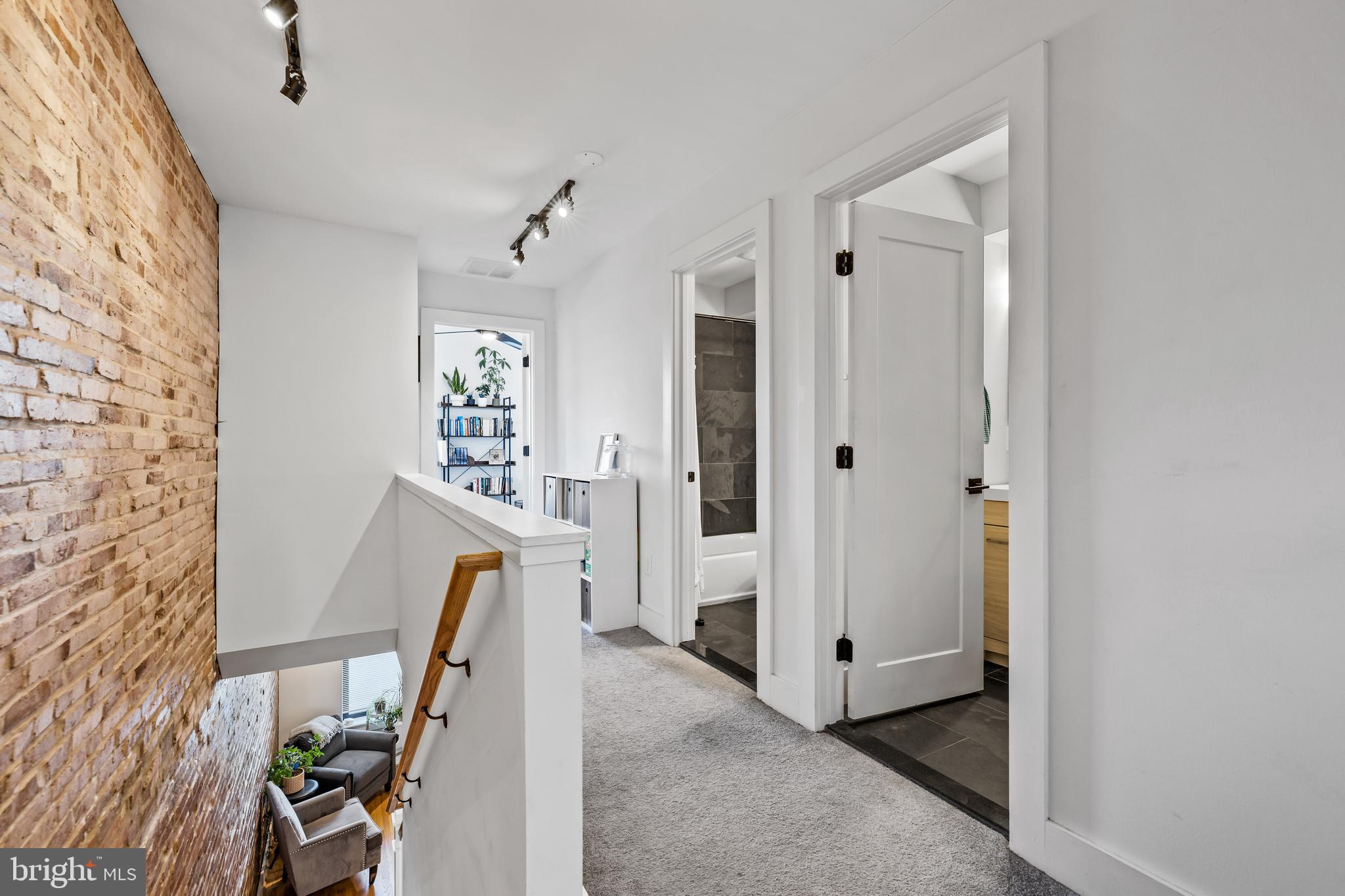 901 S Streeper STREET