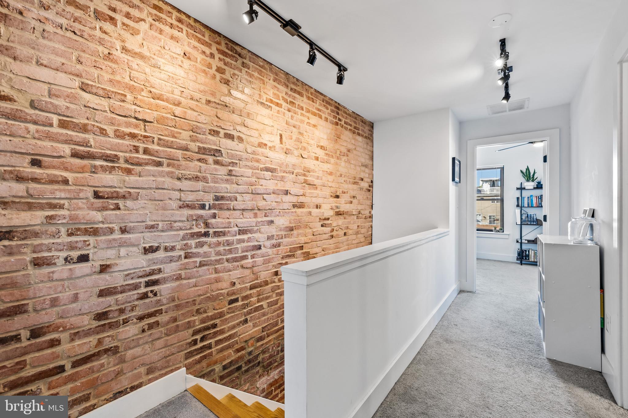 901 S Streeper STREET