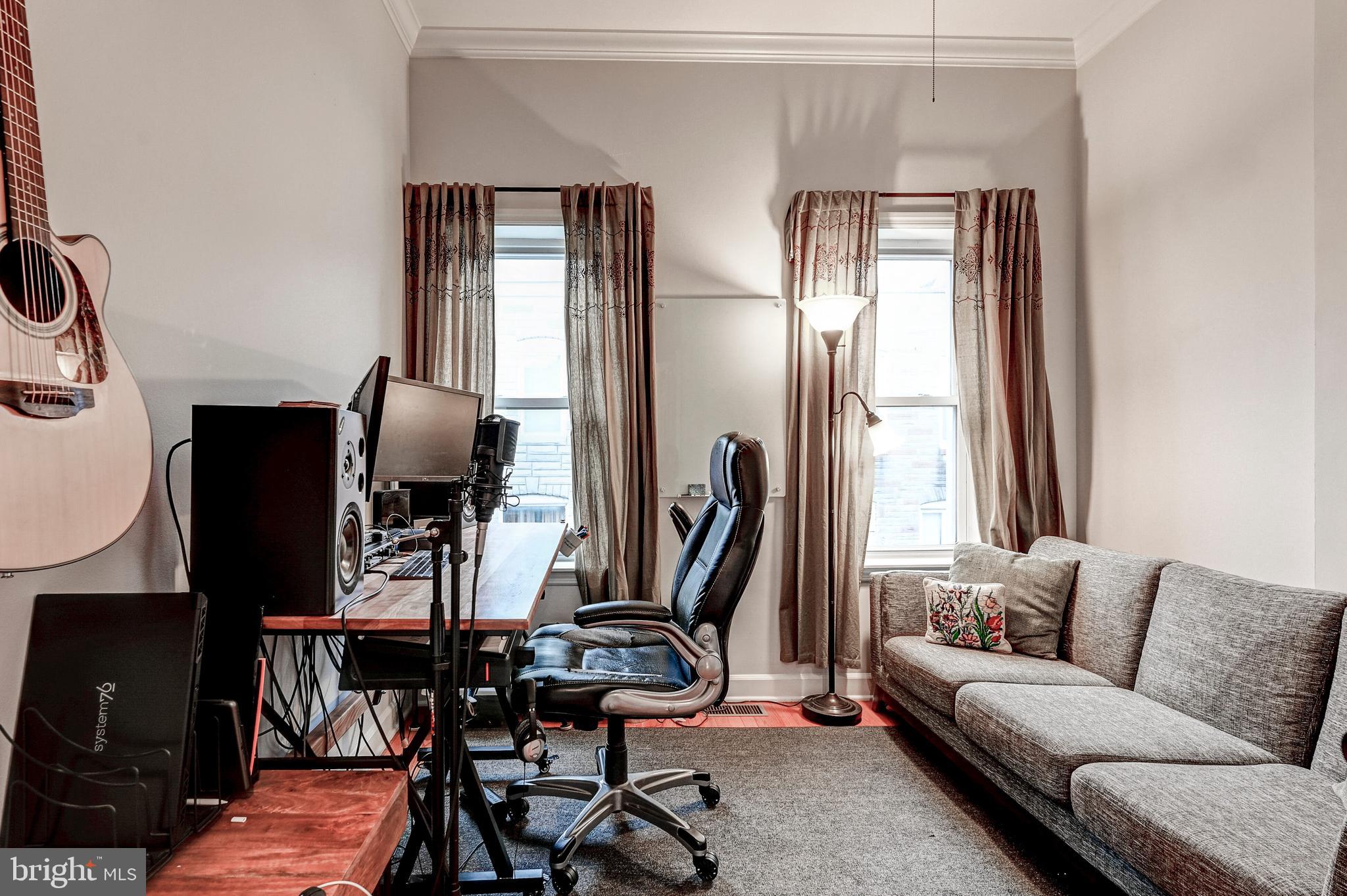 5 N Rose STREET