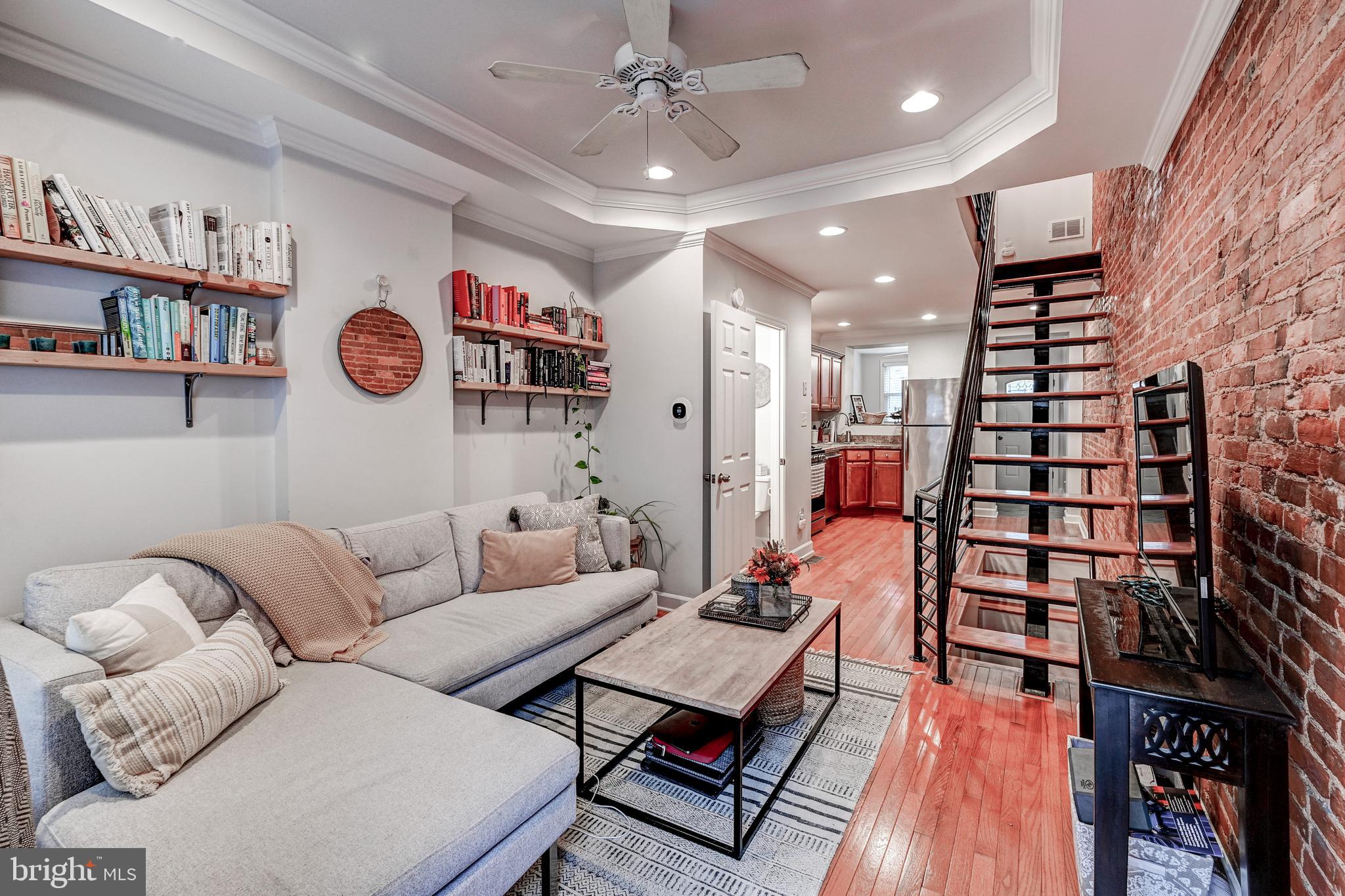 5 N Rose STREET