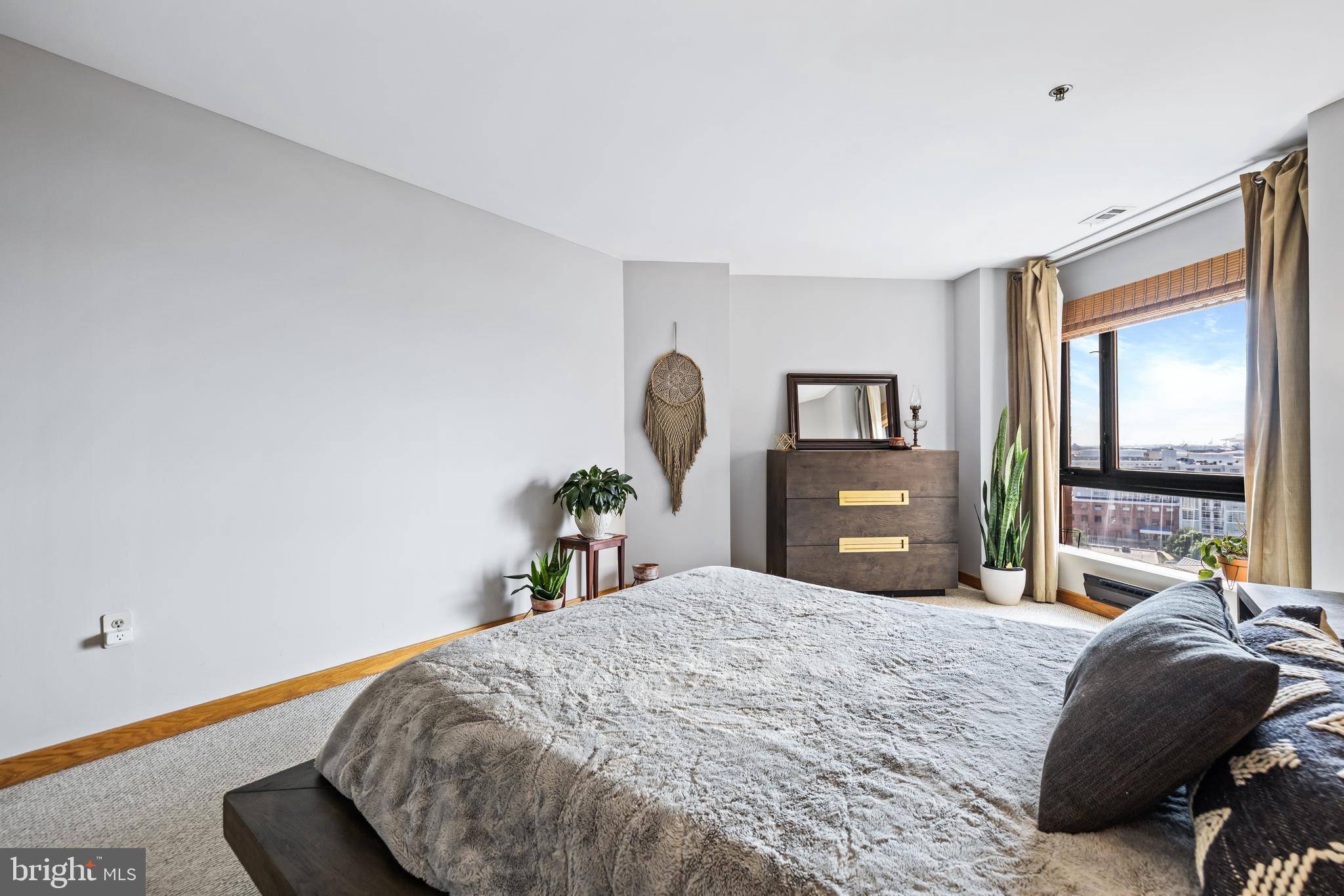 2515 Boston STREET Unit: 1108