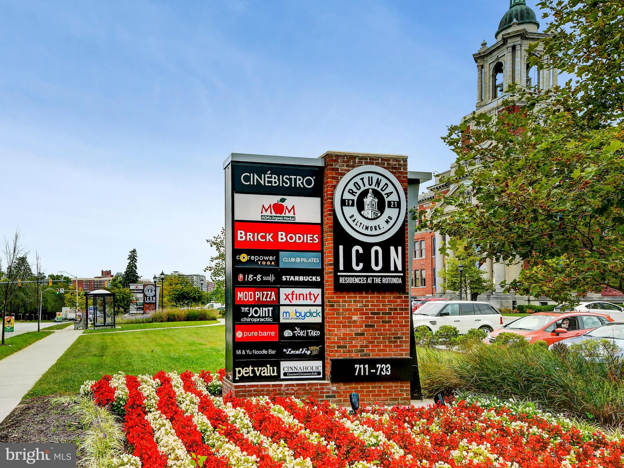 3704 N Charles St N #505