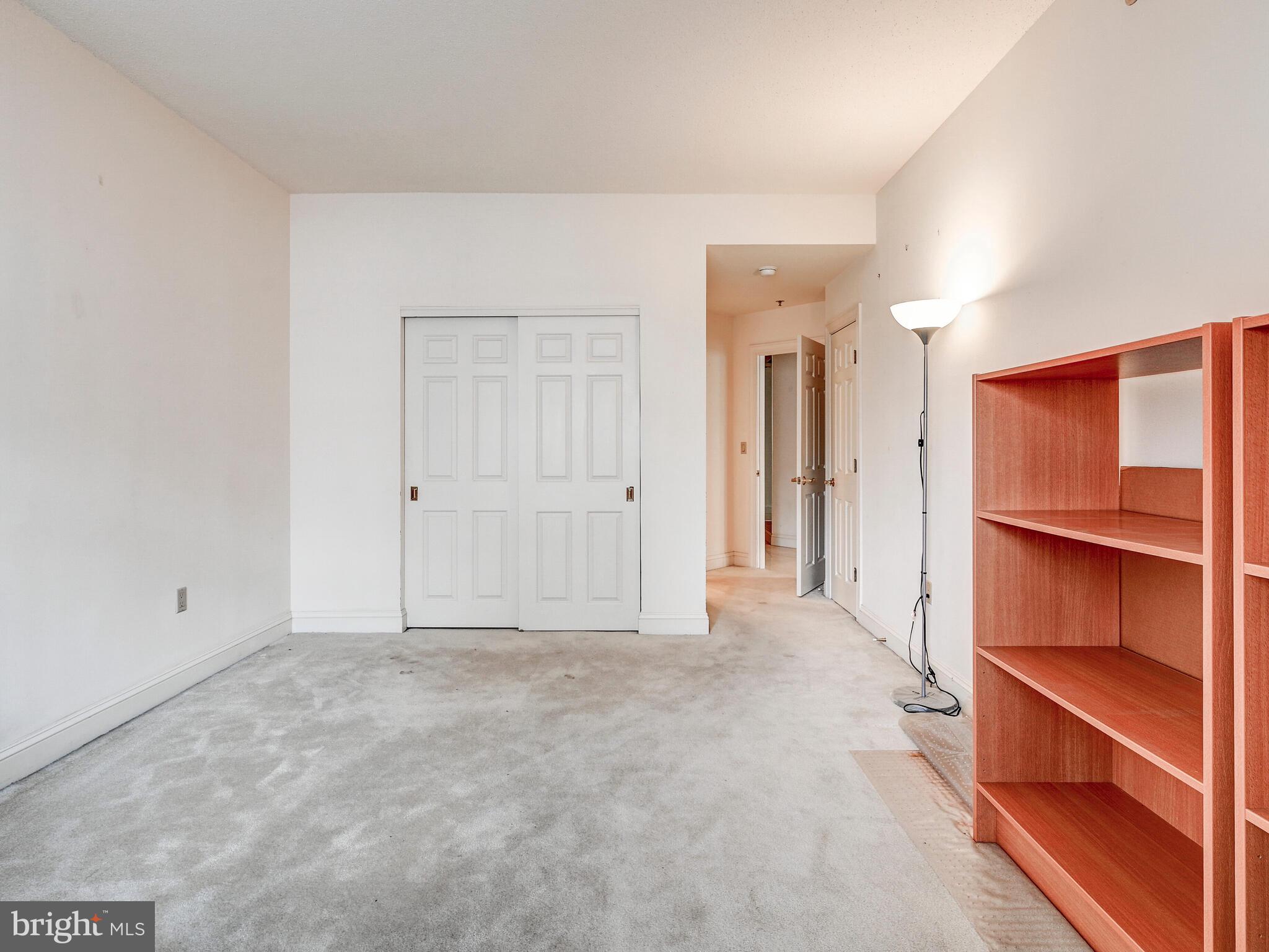 3704 N Charles St N #505