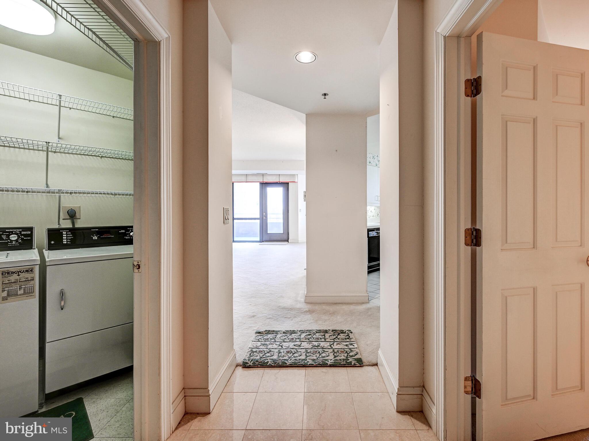 3704 N Charles St N #505