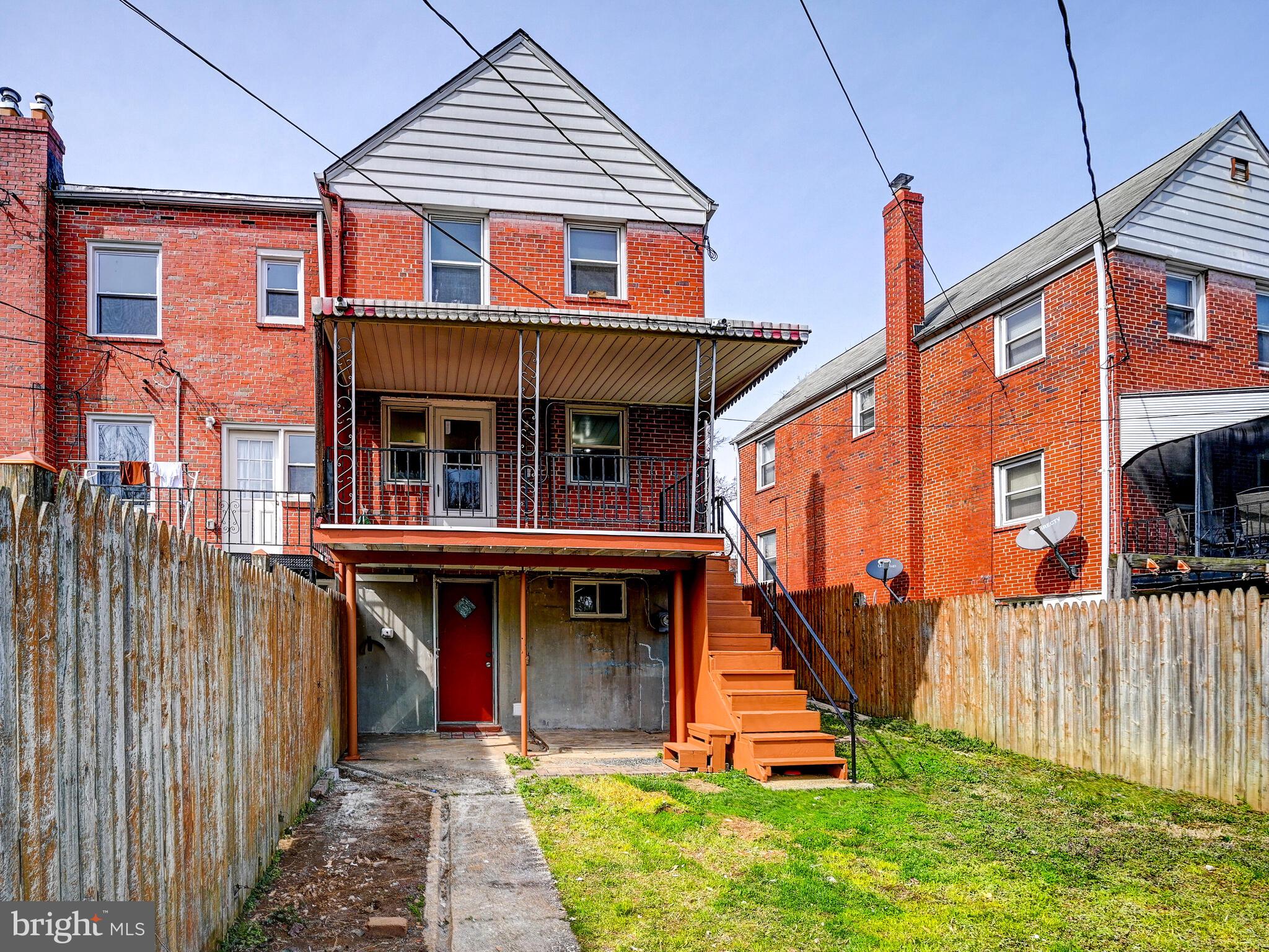 759 Yale Ave