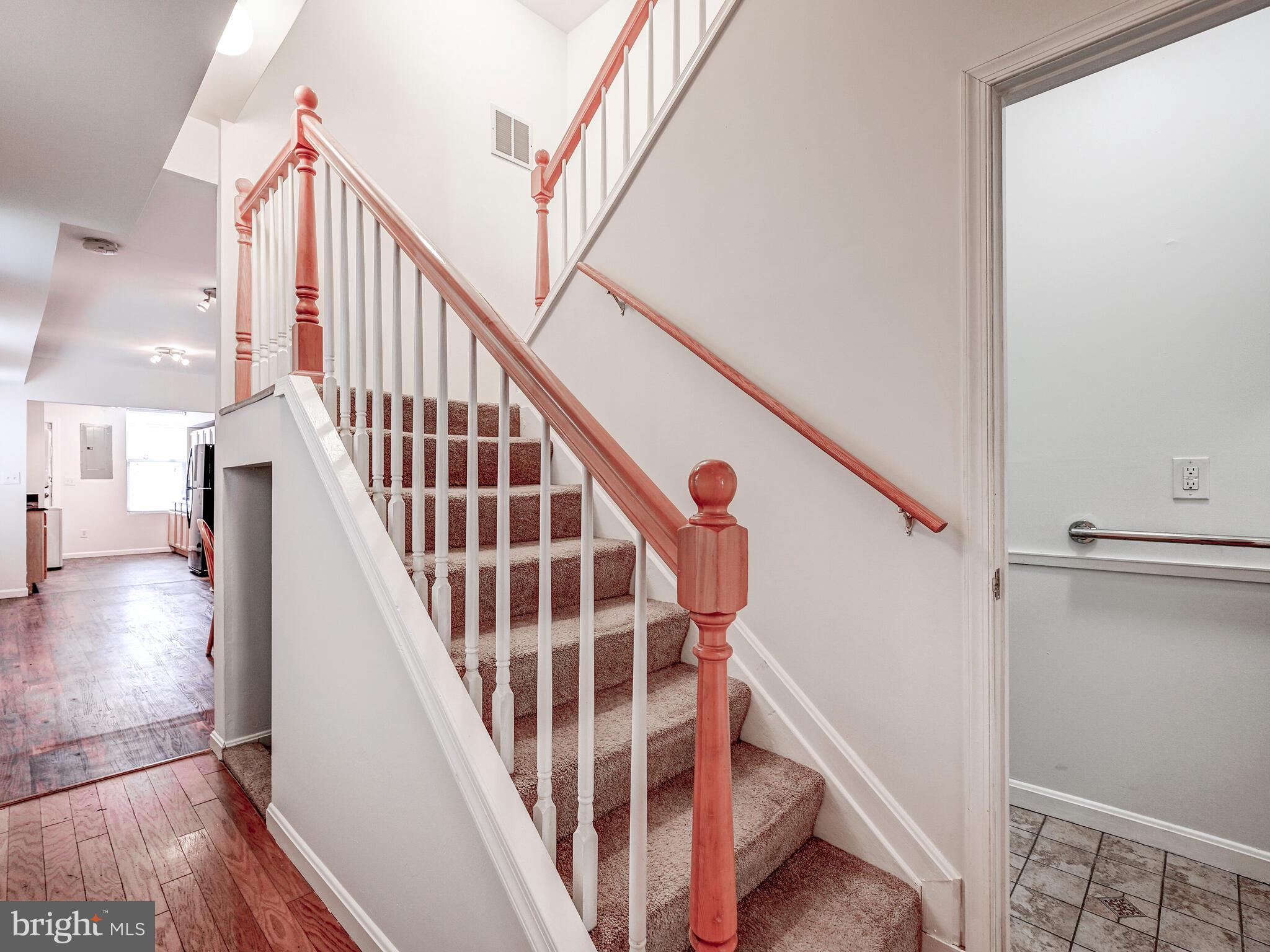 6 Chester St S