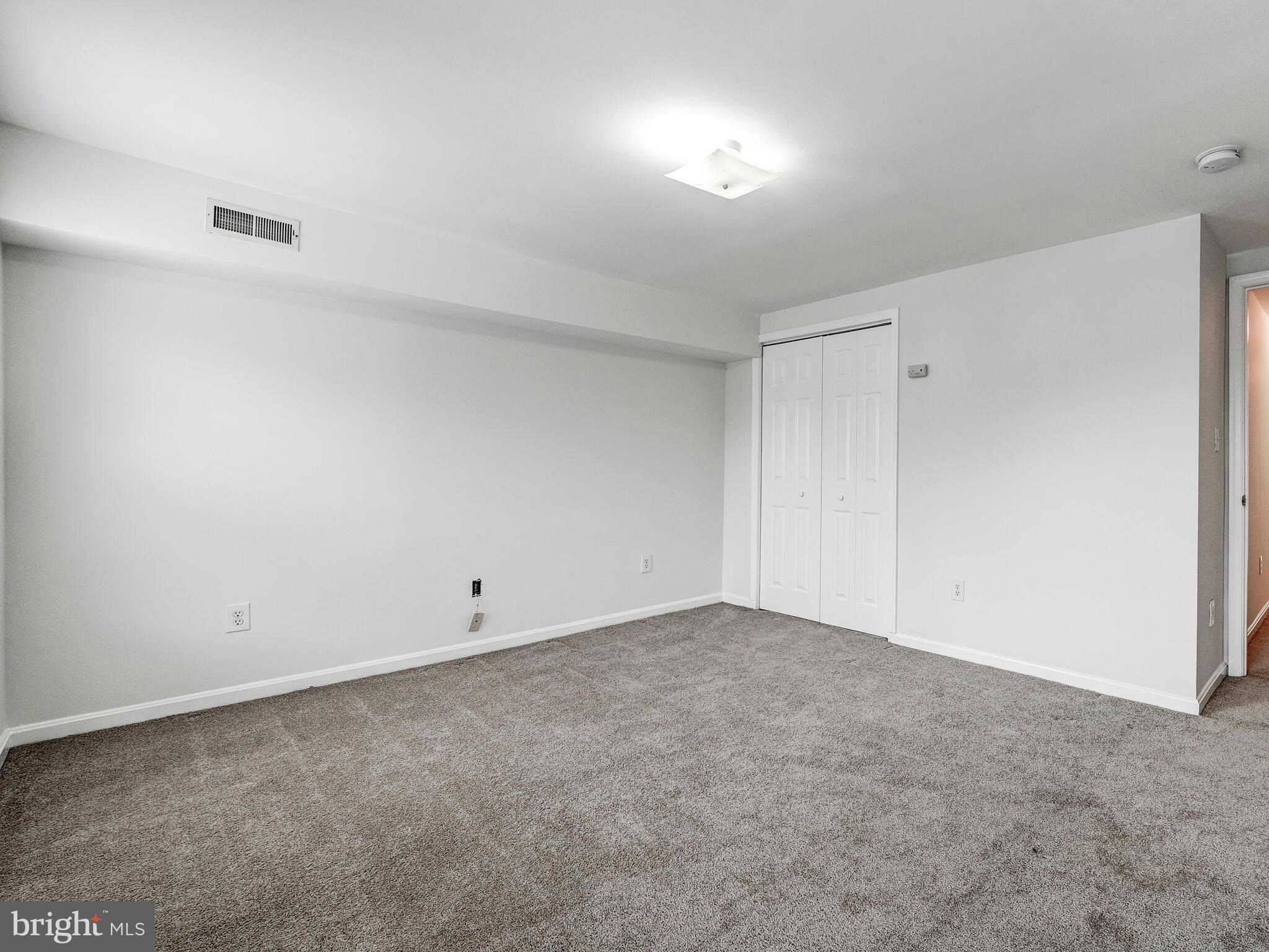 6 Chester St S