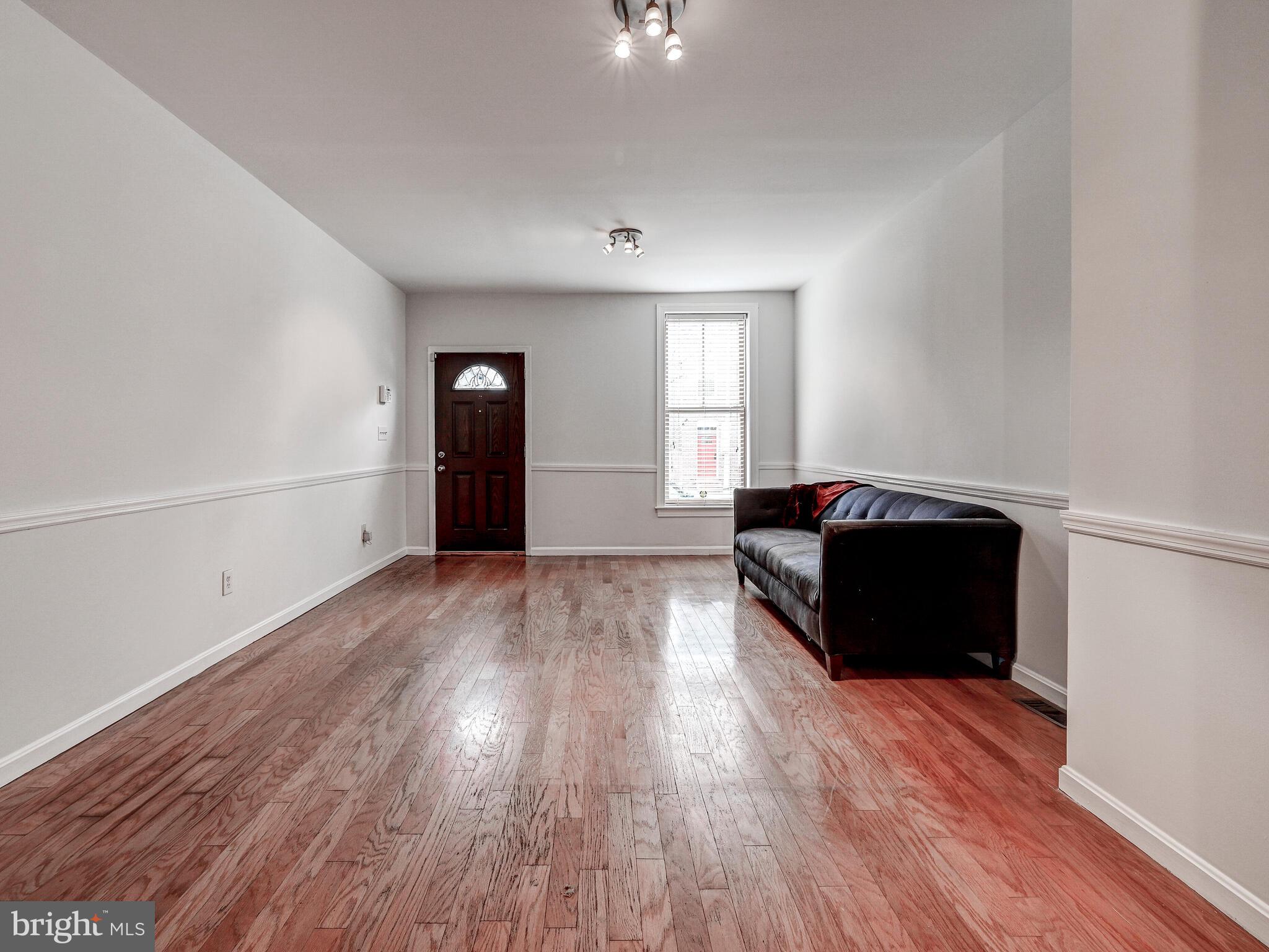 6 Chester St S