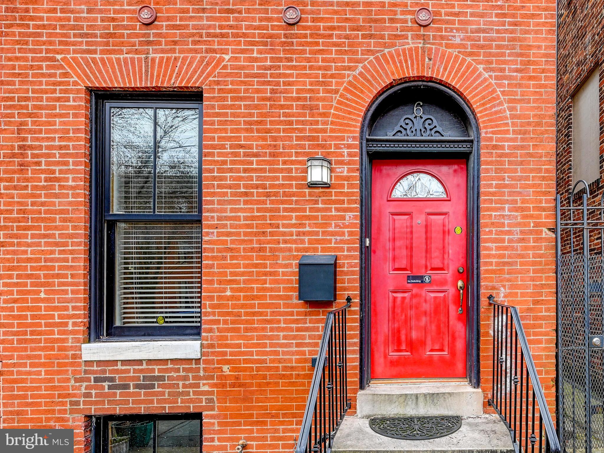 6 Chester St S