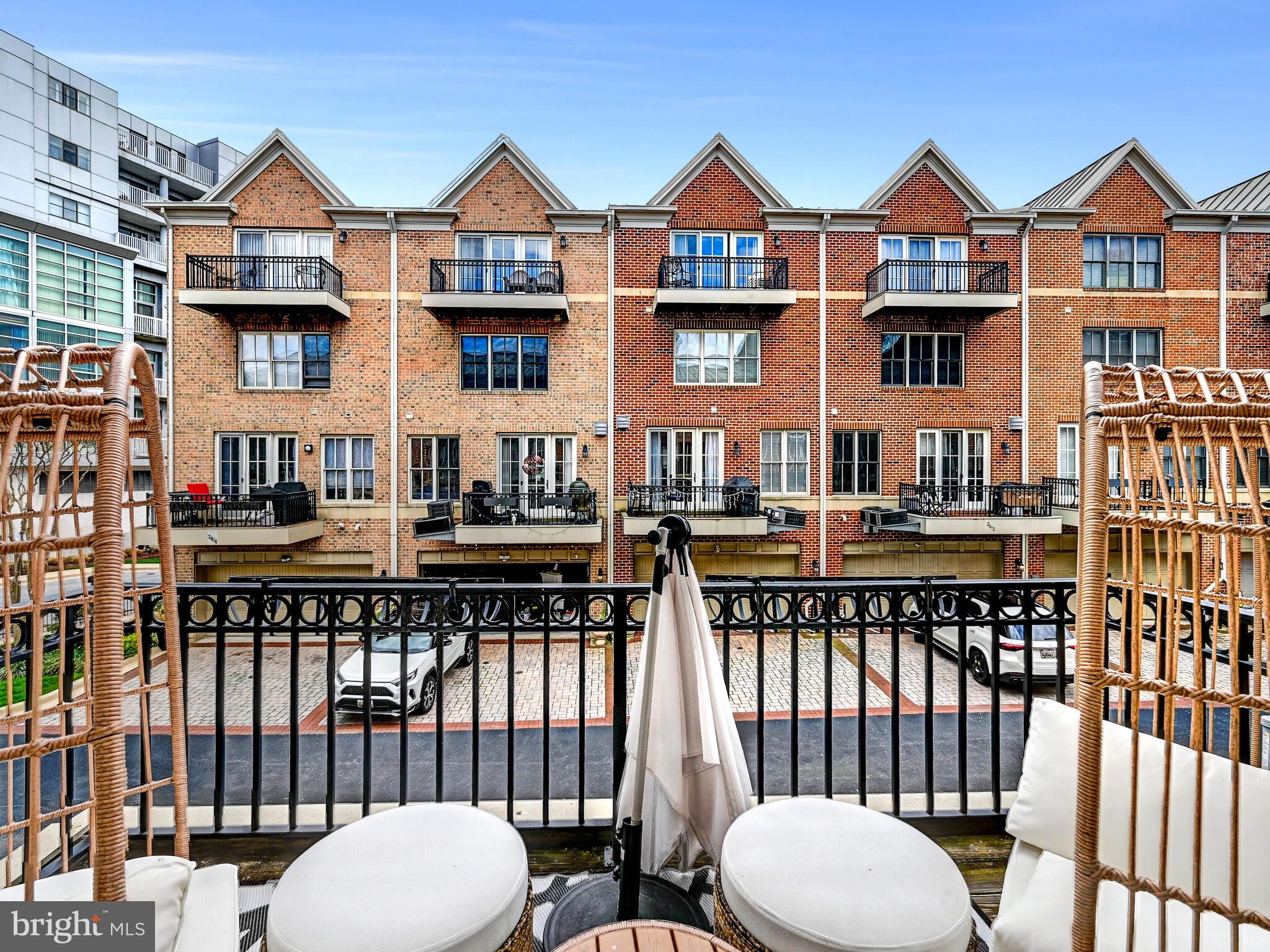 1207 Dockside Cir