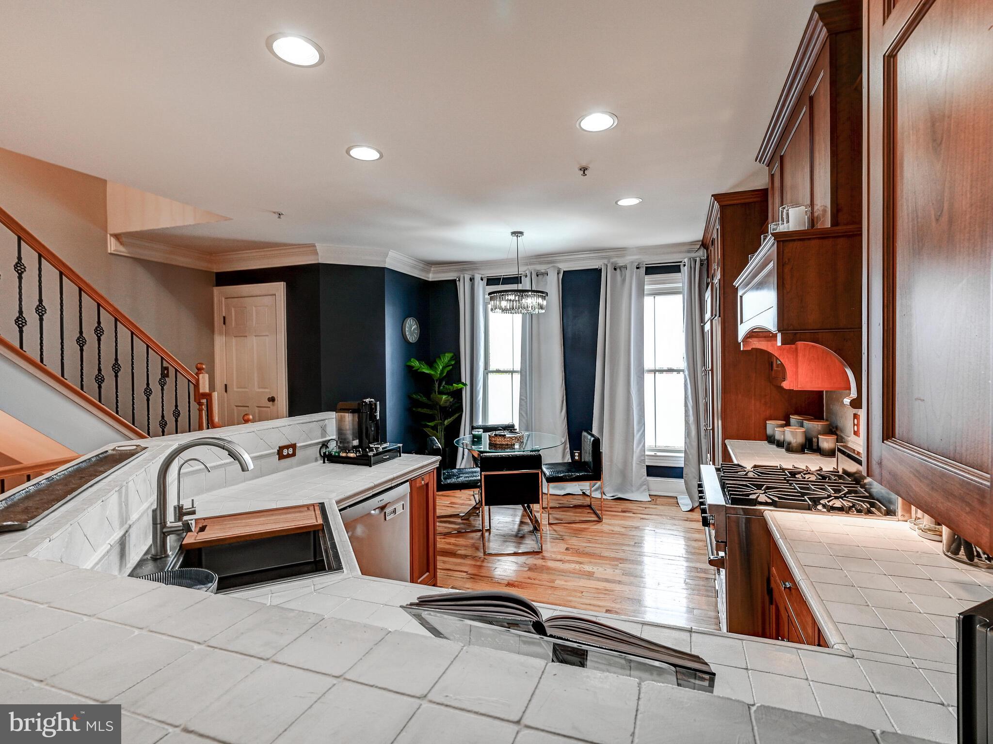 1207 Dockside Cir